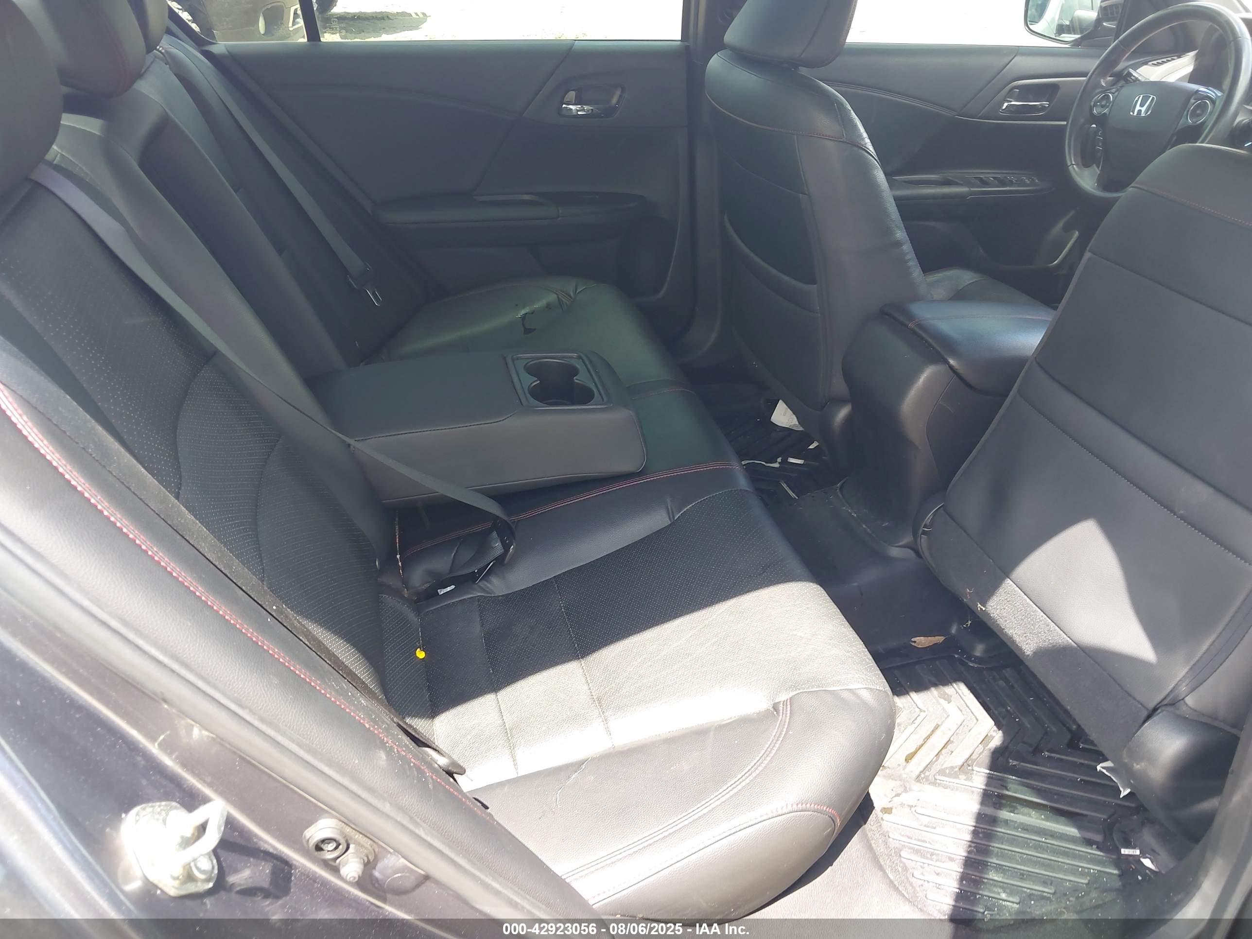 HONDA ACCORD image 8