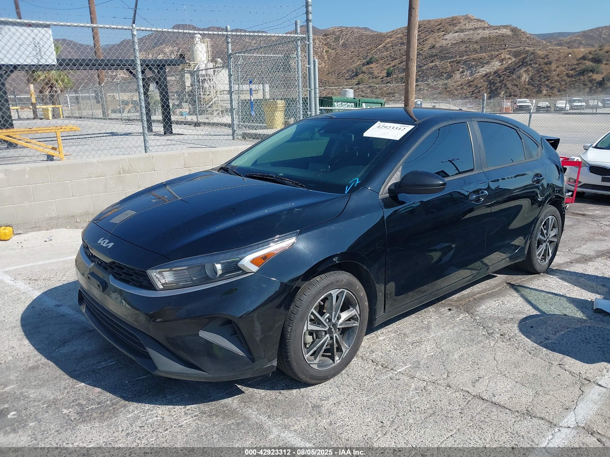 KIA FORTE image 2