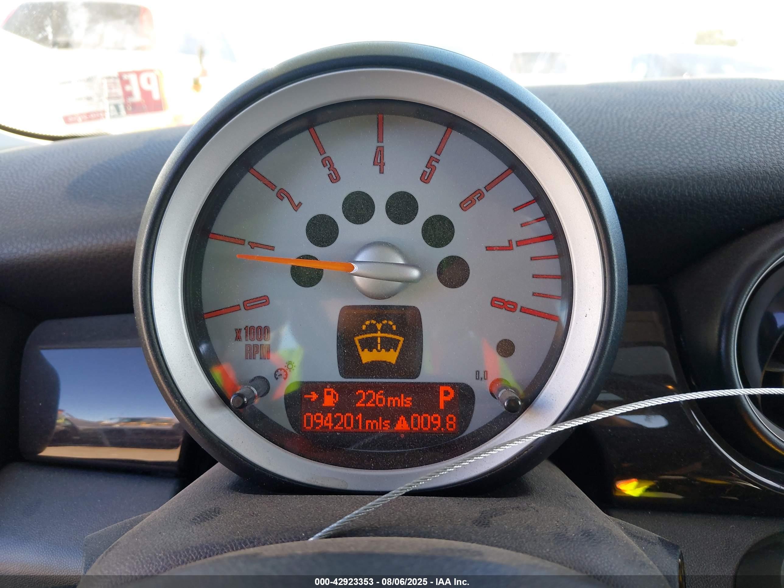 MINI COOPER image 7