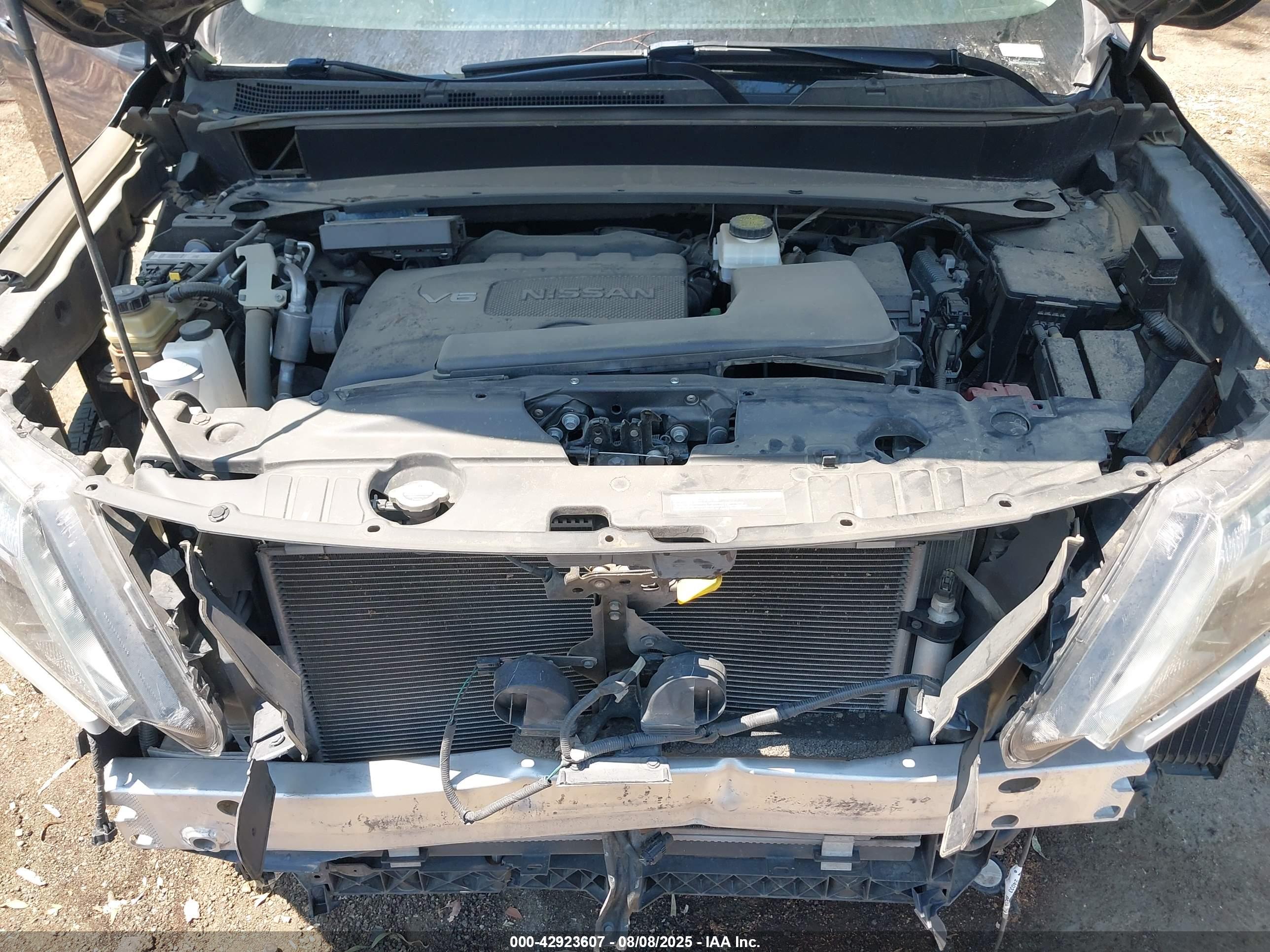 NISSAN PATHFINDER image 10