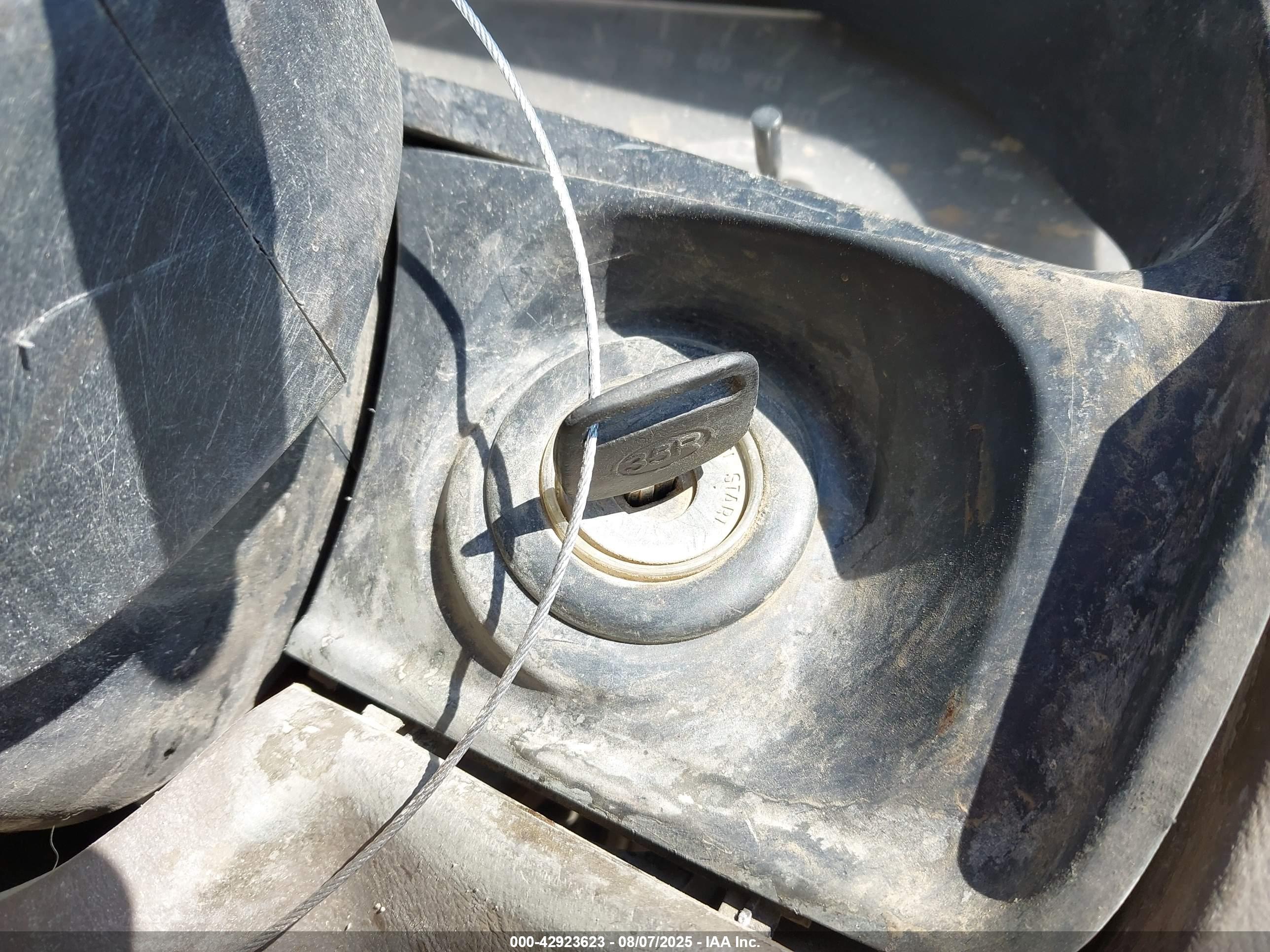 TOYOTA 4RUNNER image 11