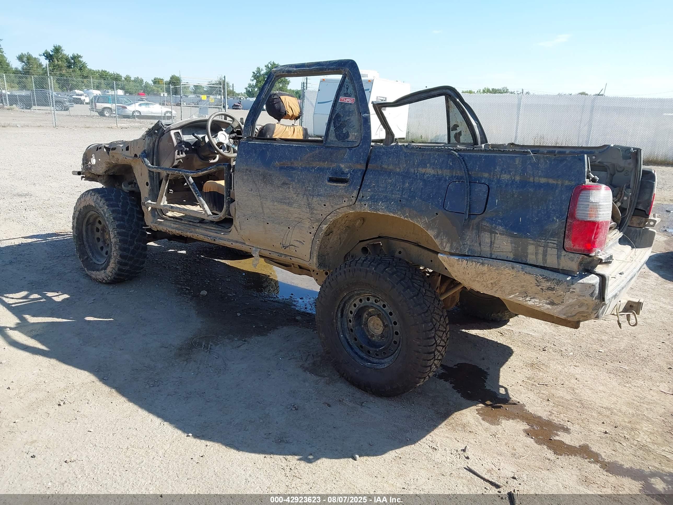 TOYOTA 4RUNNER image 3