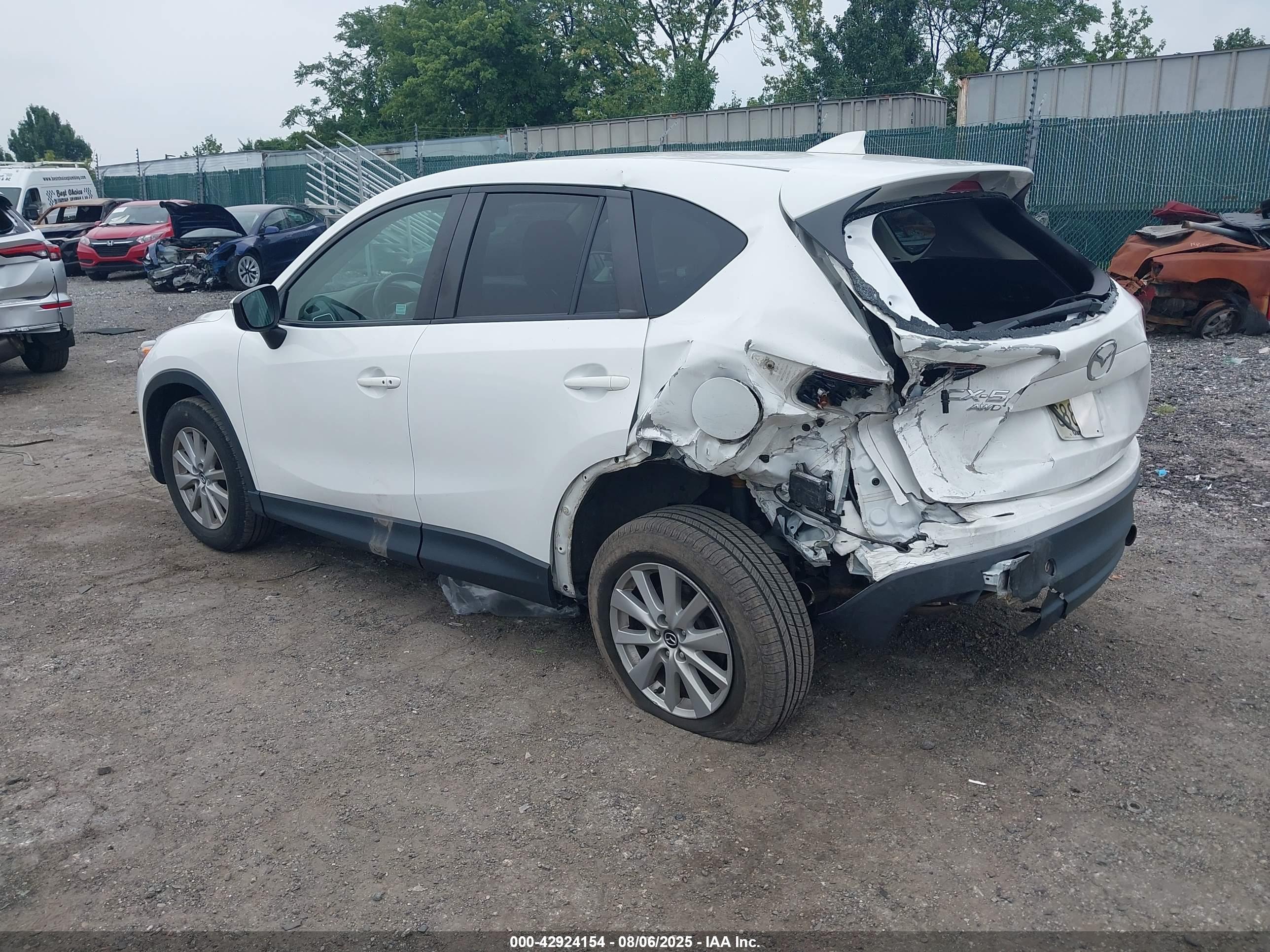 MAZDA CX-5 image 3