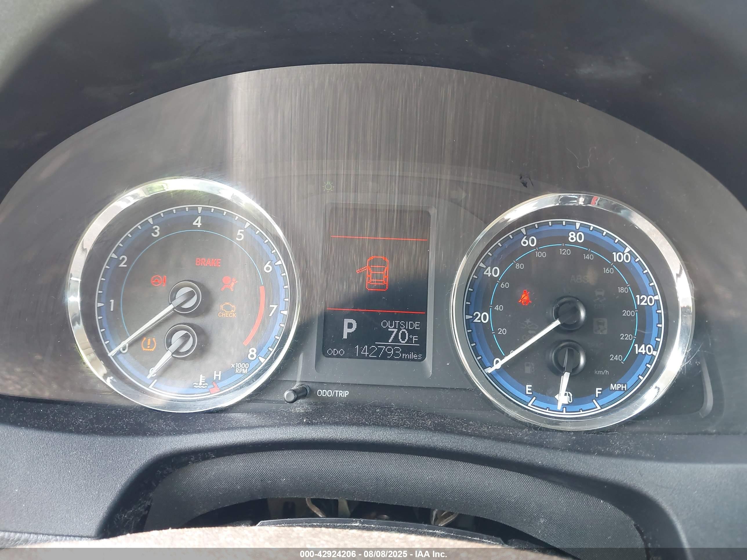 TOYOTA COROLLA image 7