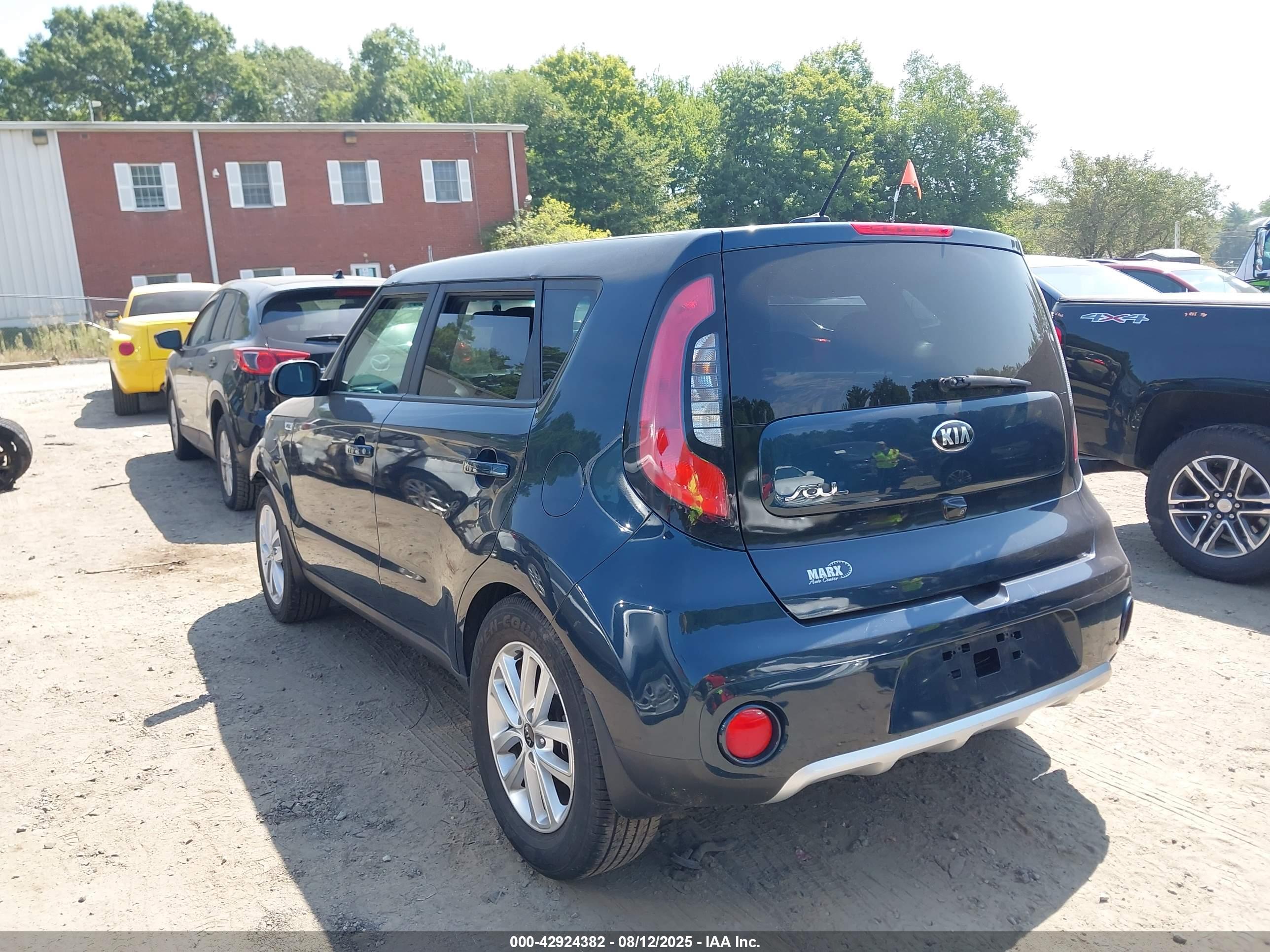 KIA SOUL image 3
