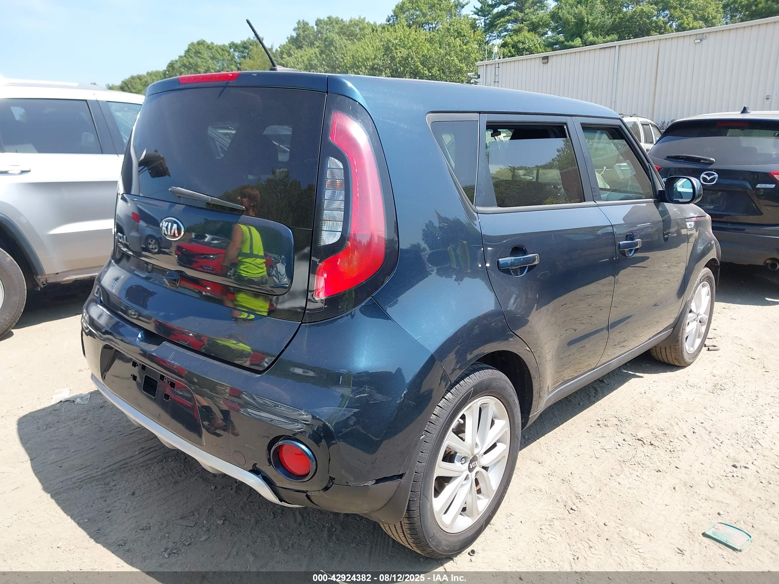 KIA SOUL image 4