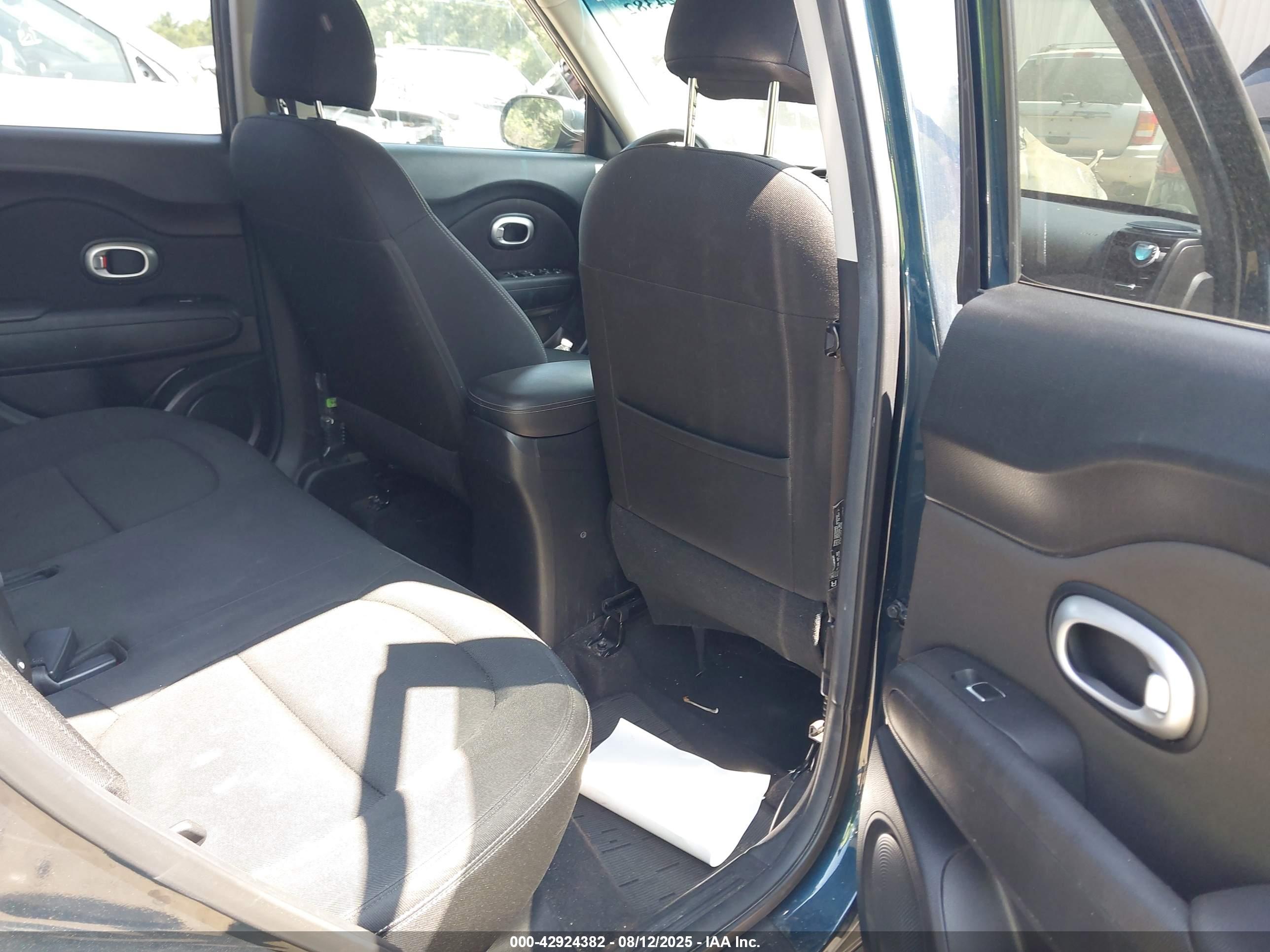 KIA SOUL image 8