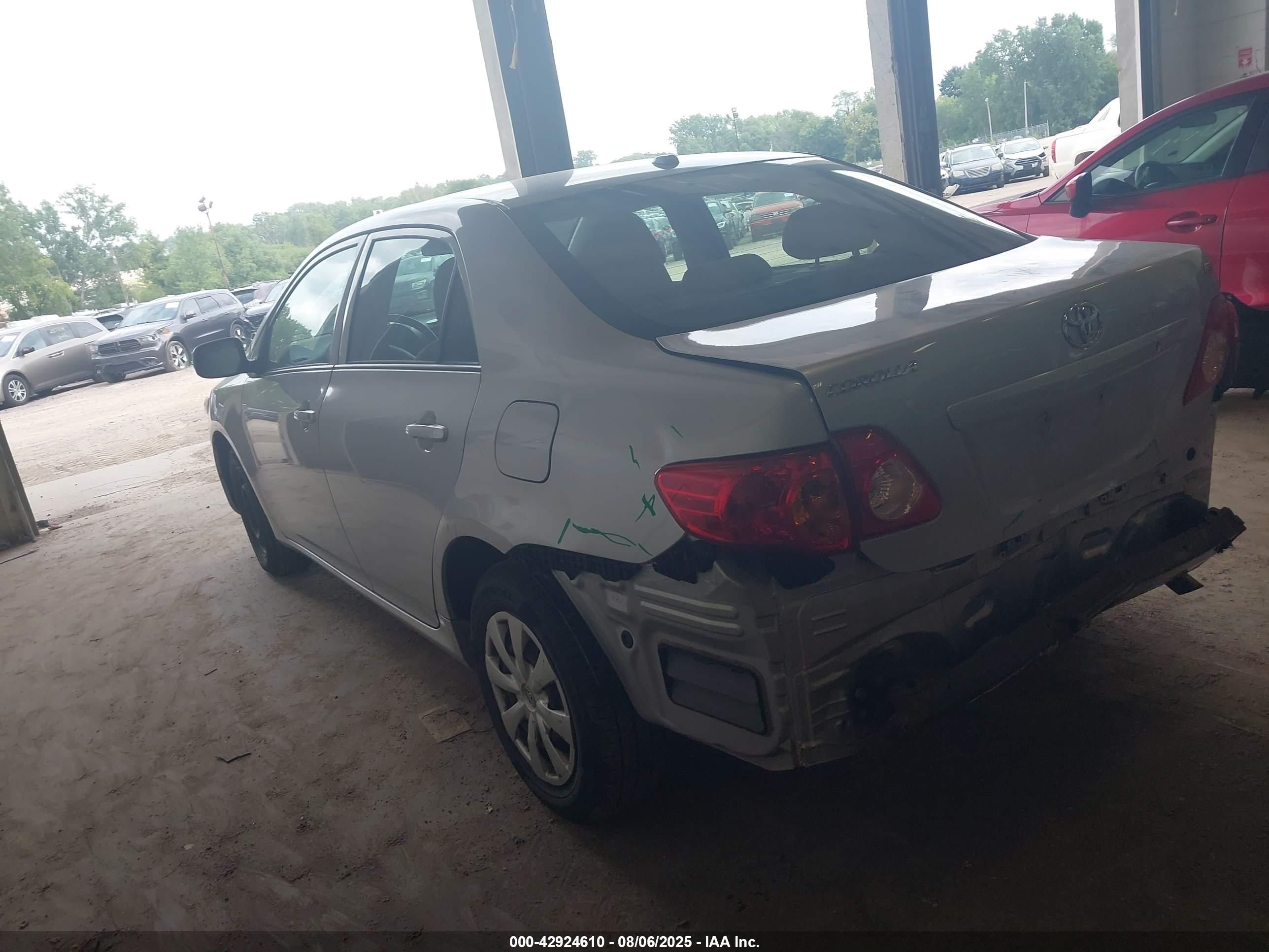 TOYOTA COROLLA image 3