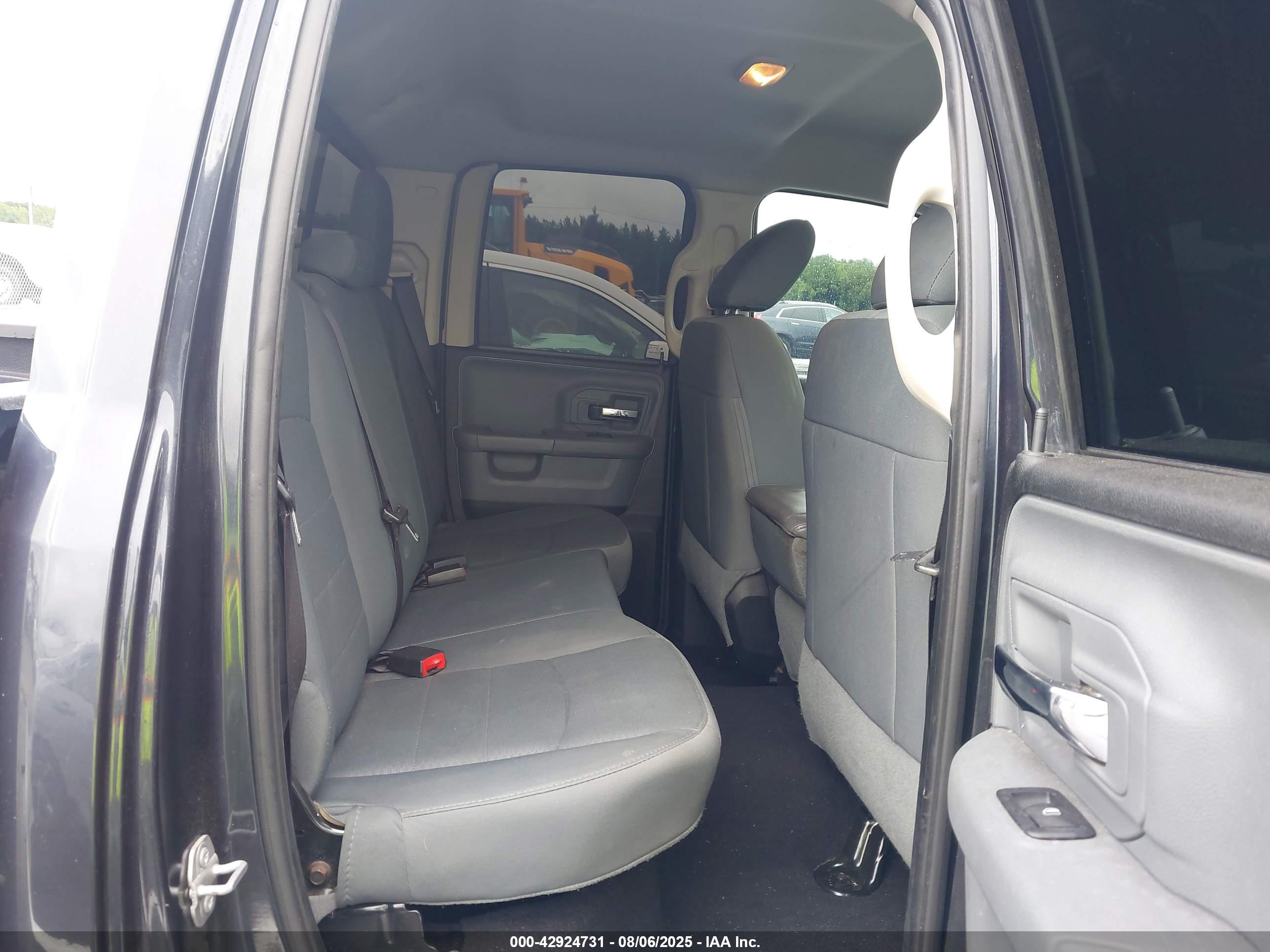 RAM 1500 image 8