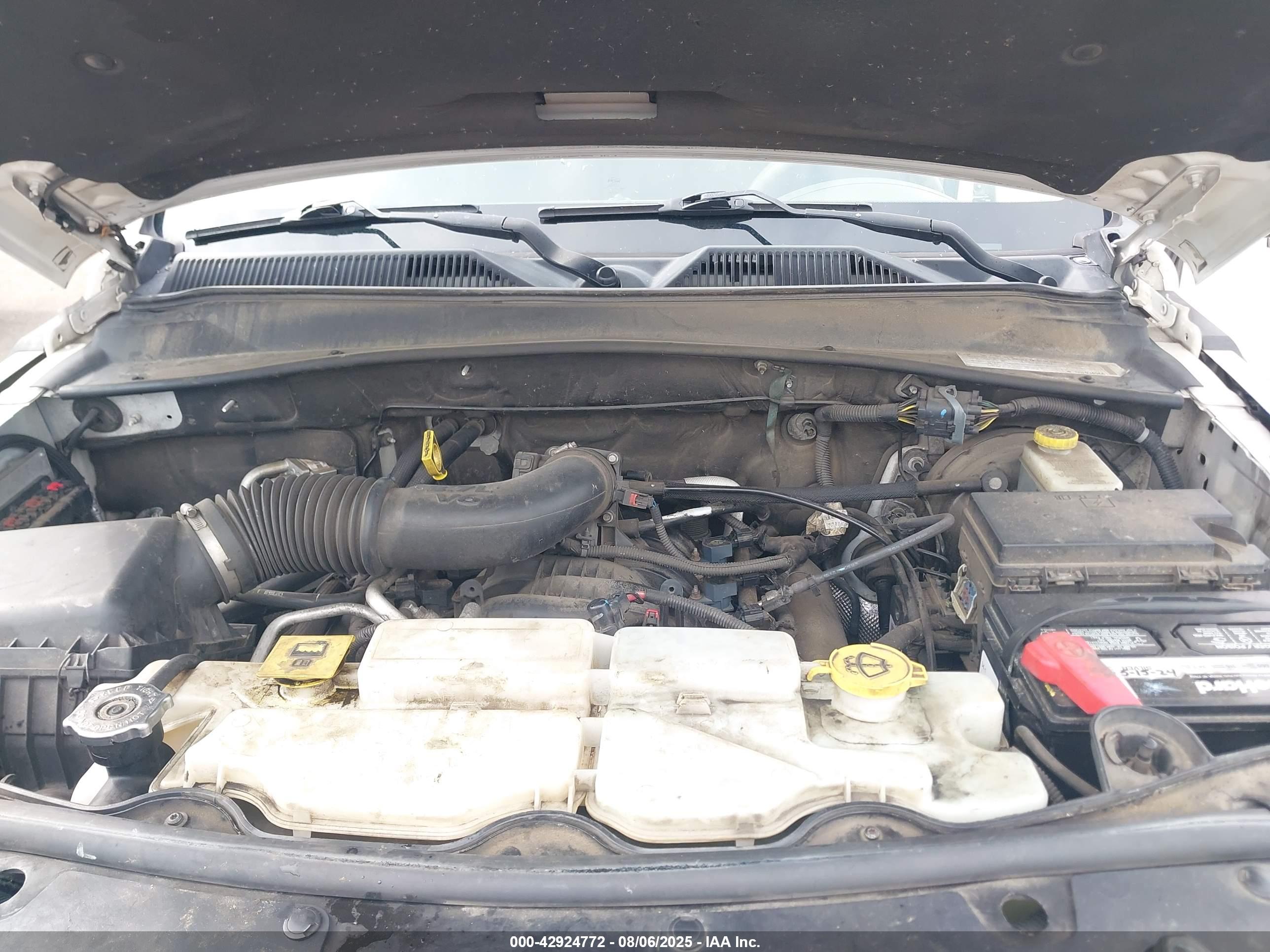 JEEP LIBERTY image 10