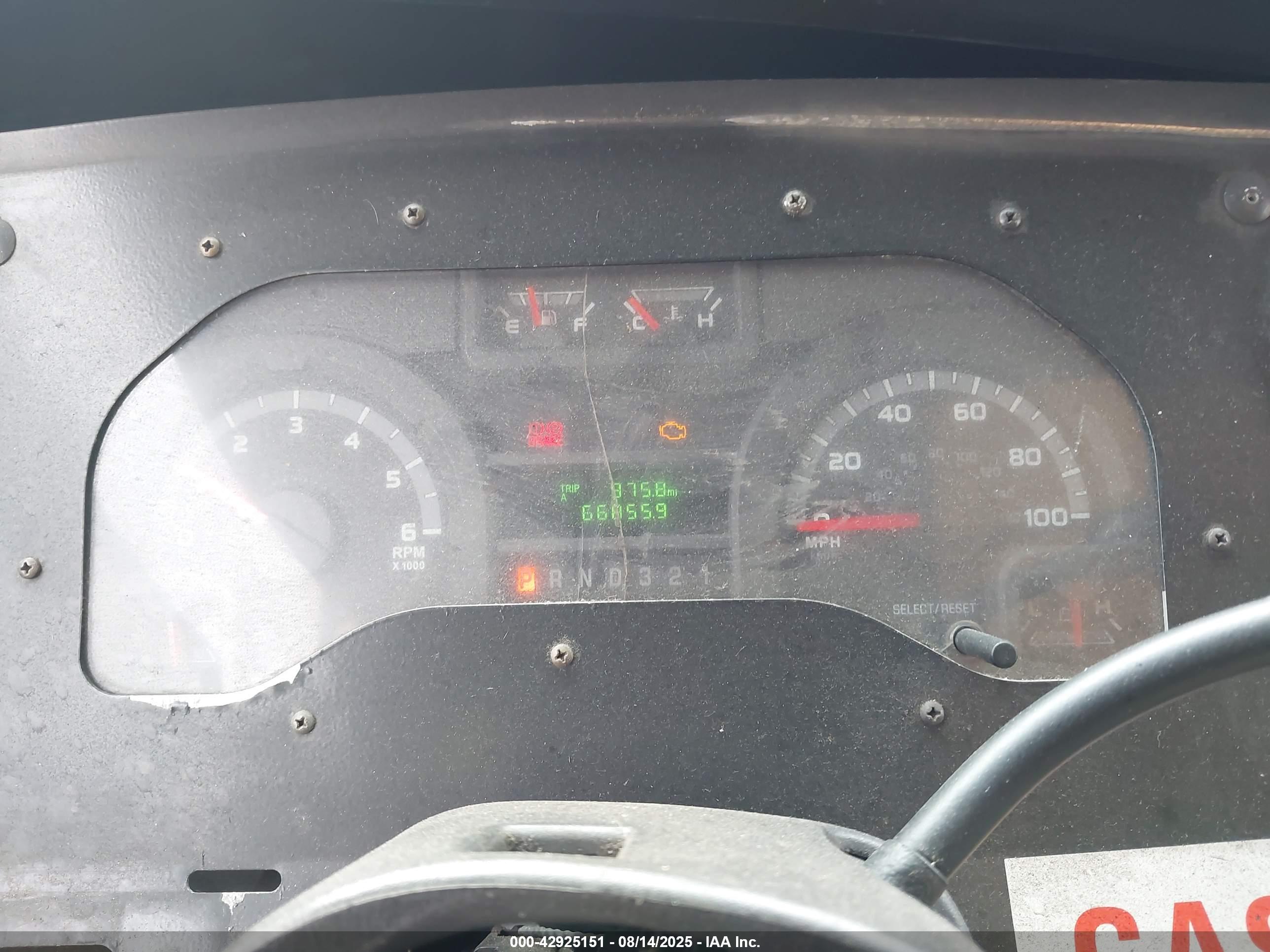 FORD E-450 image 6