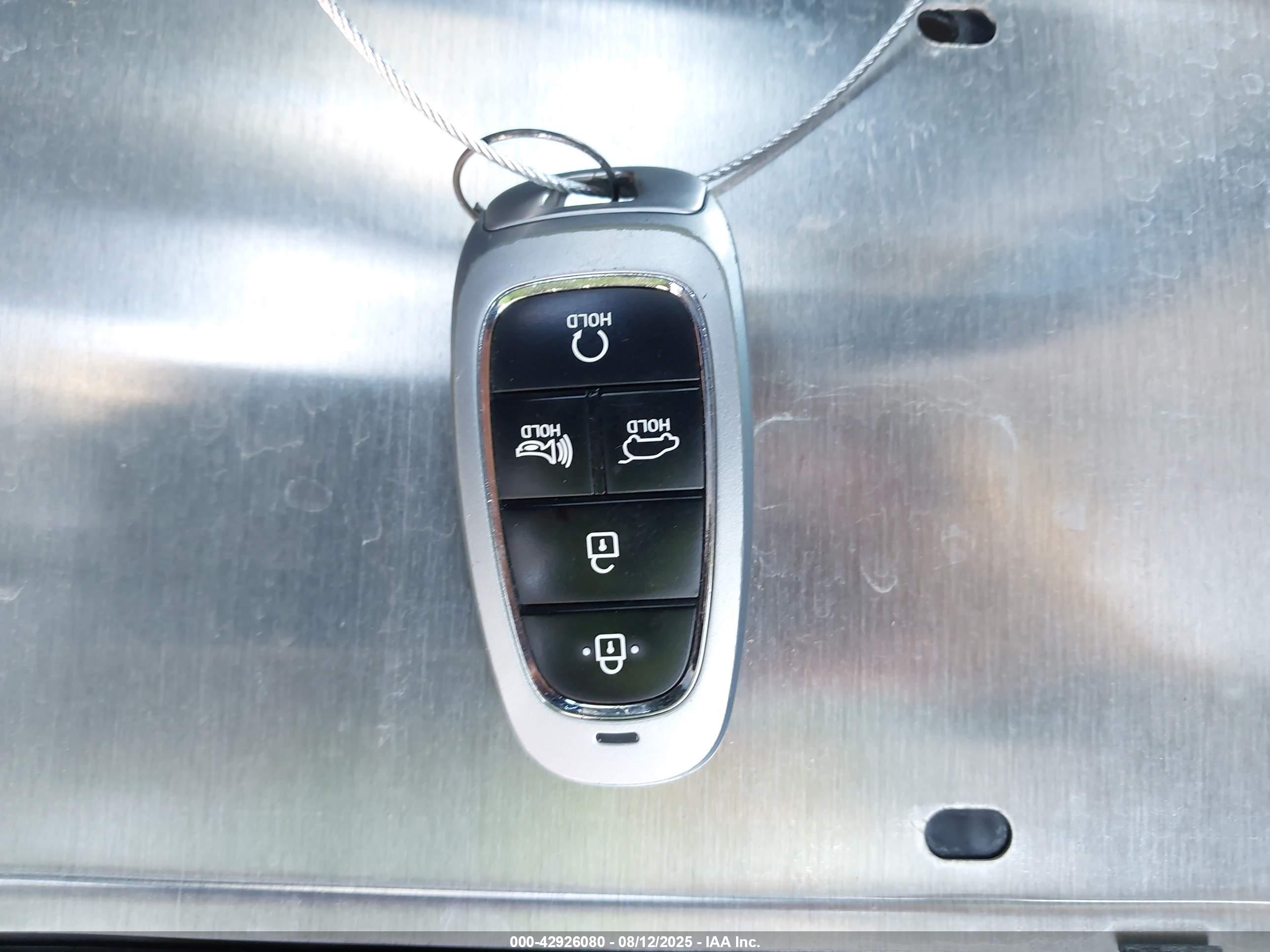 HYUNDAI TUCSON image 11