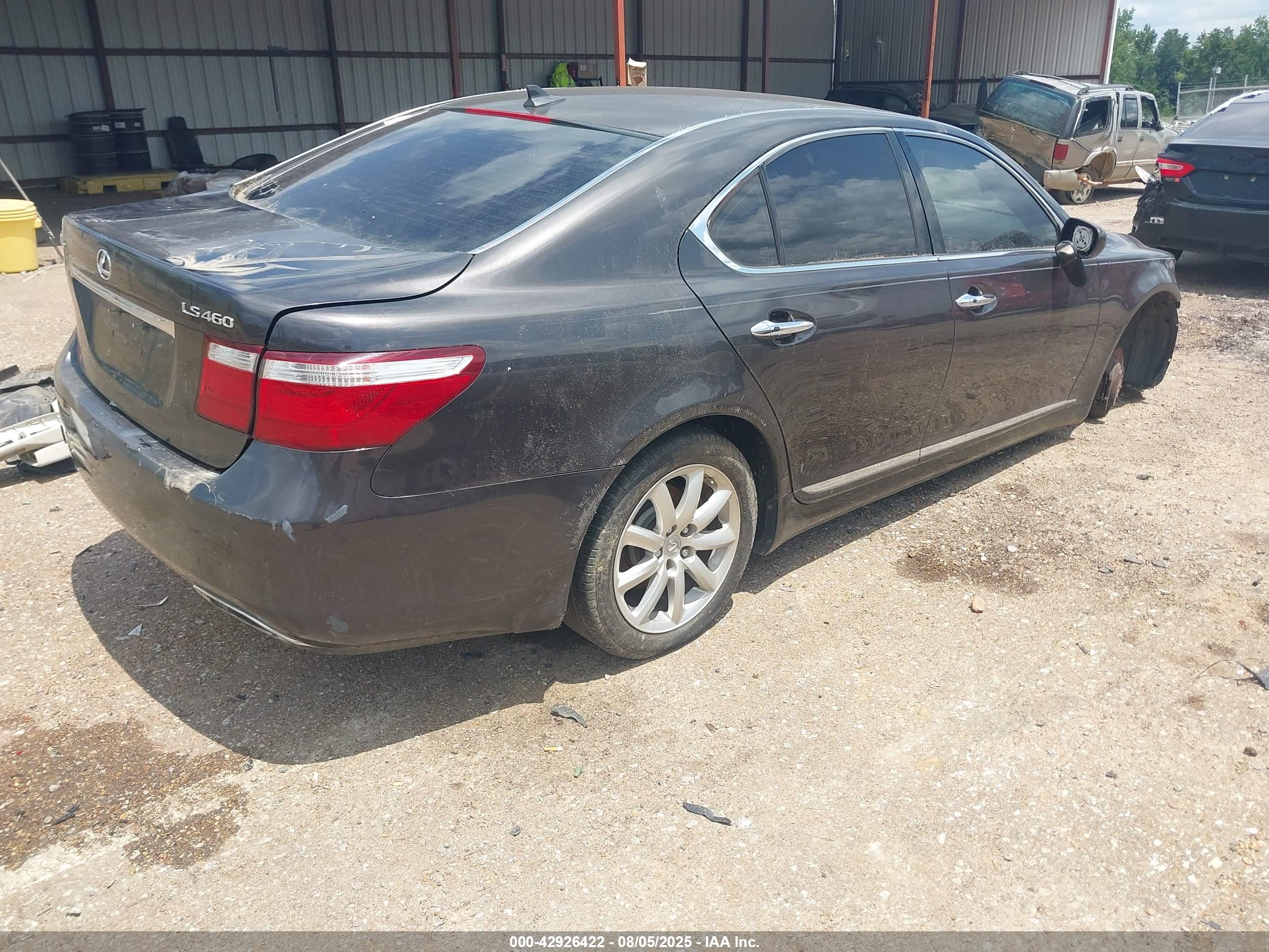 LEXUS LS image 4