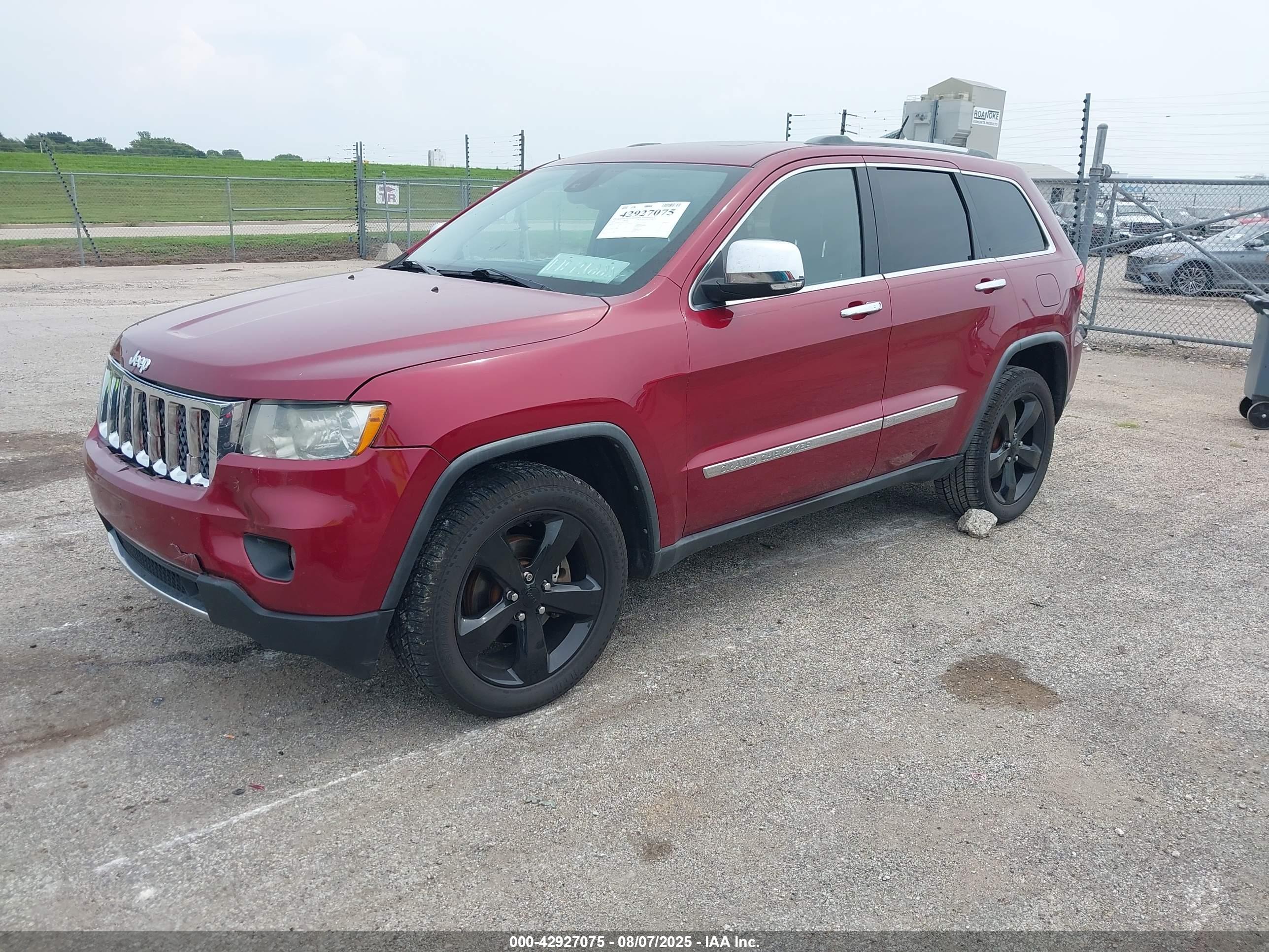 JEEP GRAND image 2