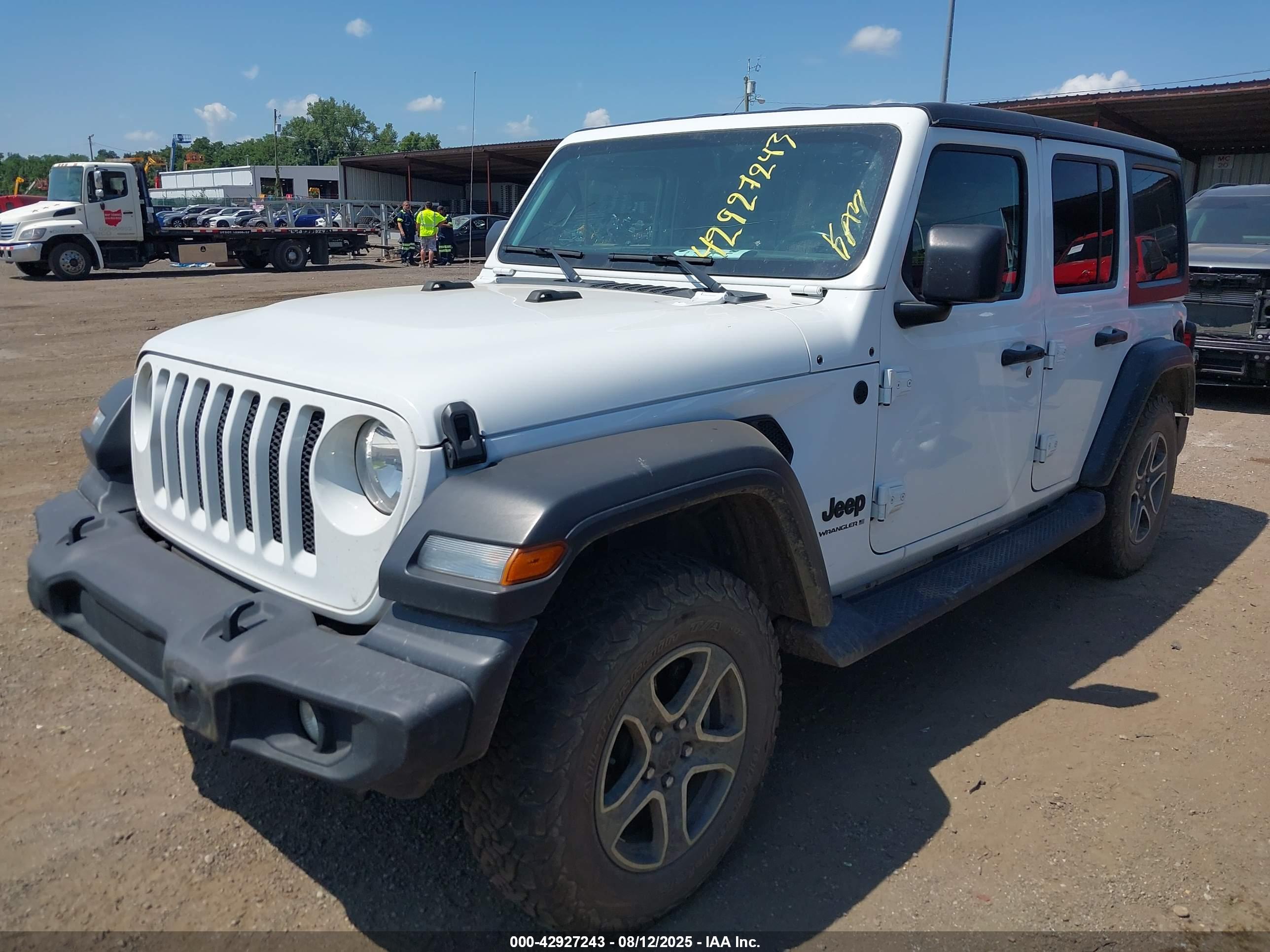 JEEP WRANGLER image 2