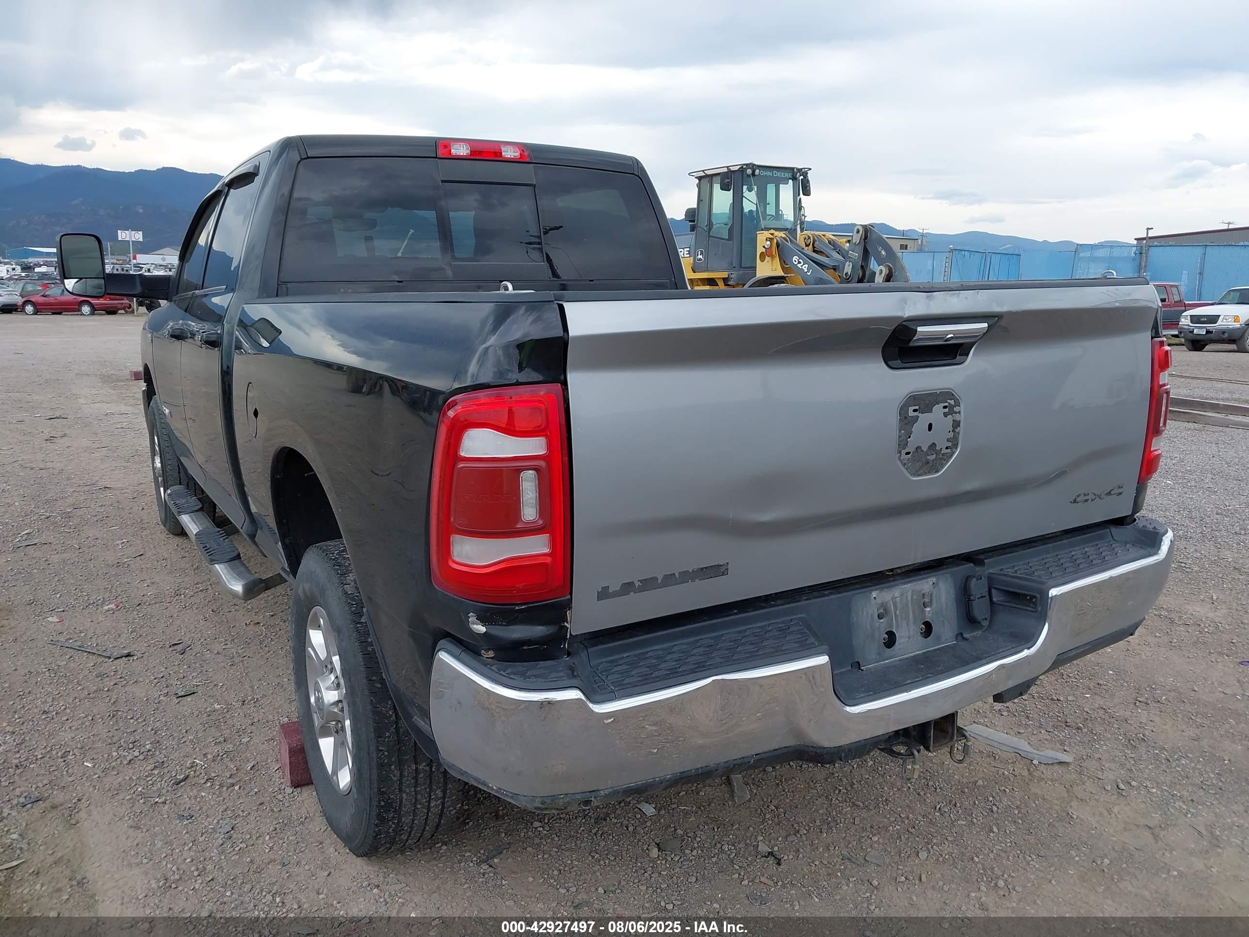 RAM 2500 image 6