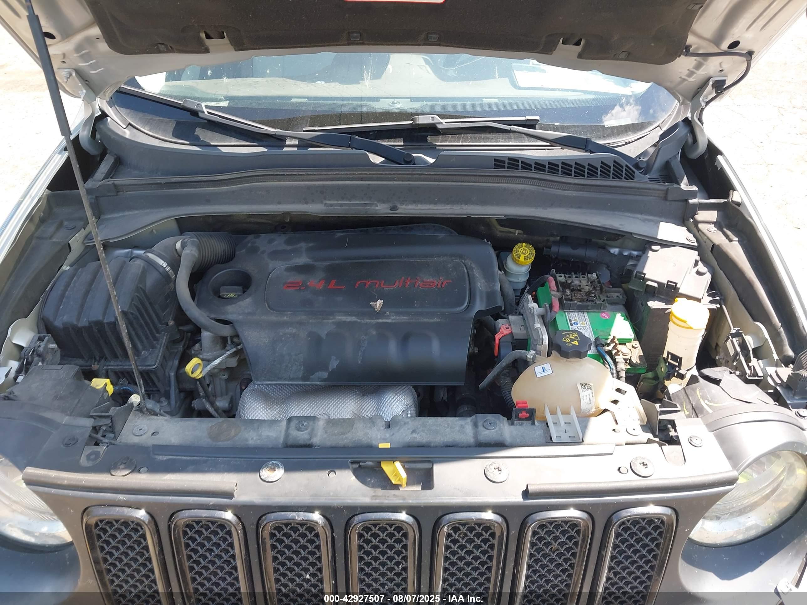 JEEP RENEGADE image 10