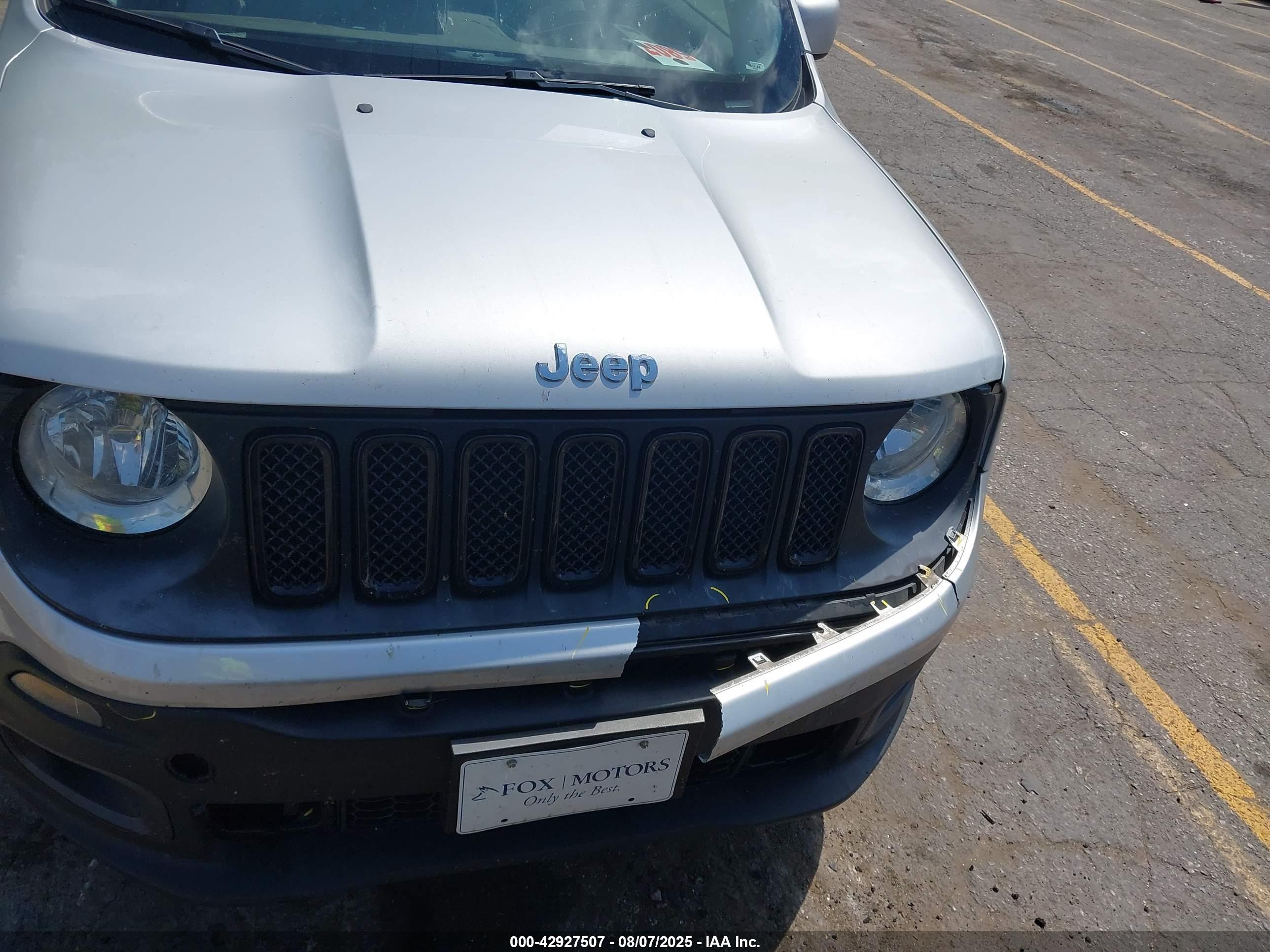 JEEP RENEGADE image 6