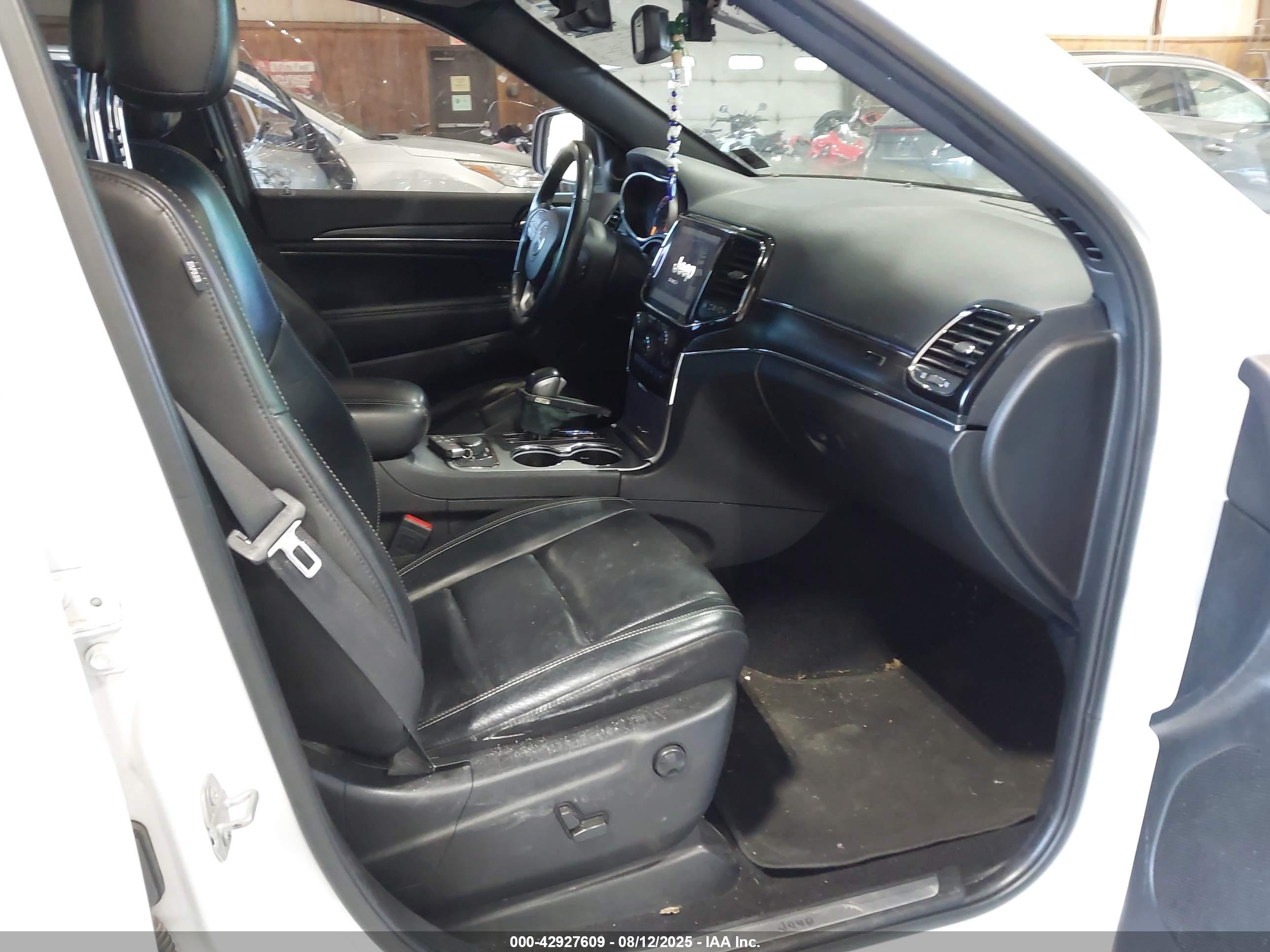 JEEP GRAND image 5