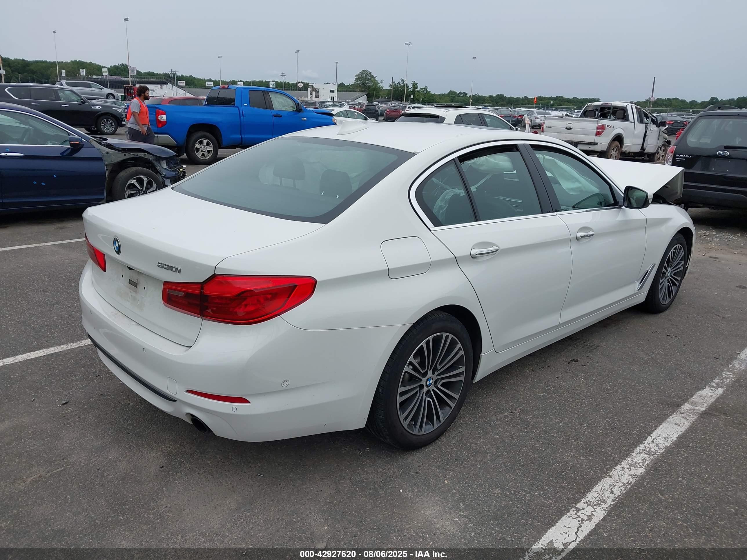 BMW 530I image 4