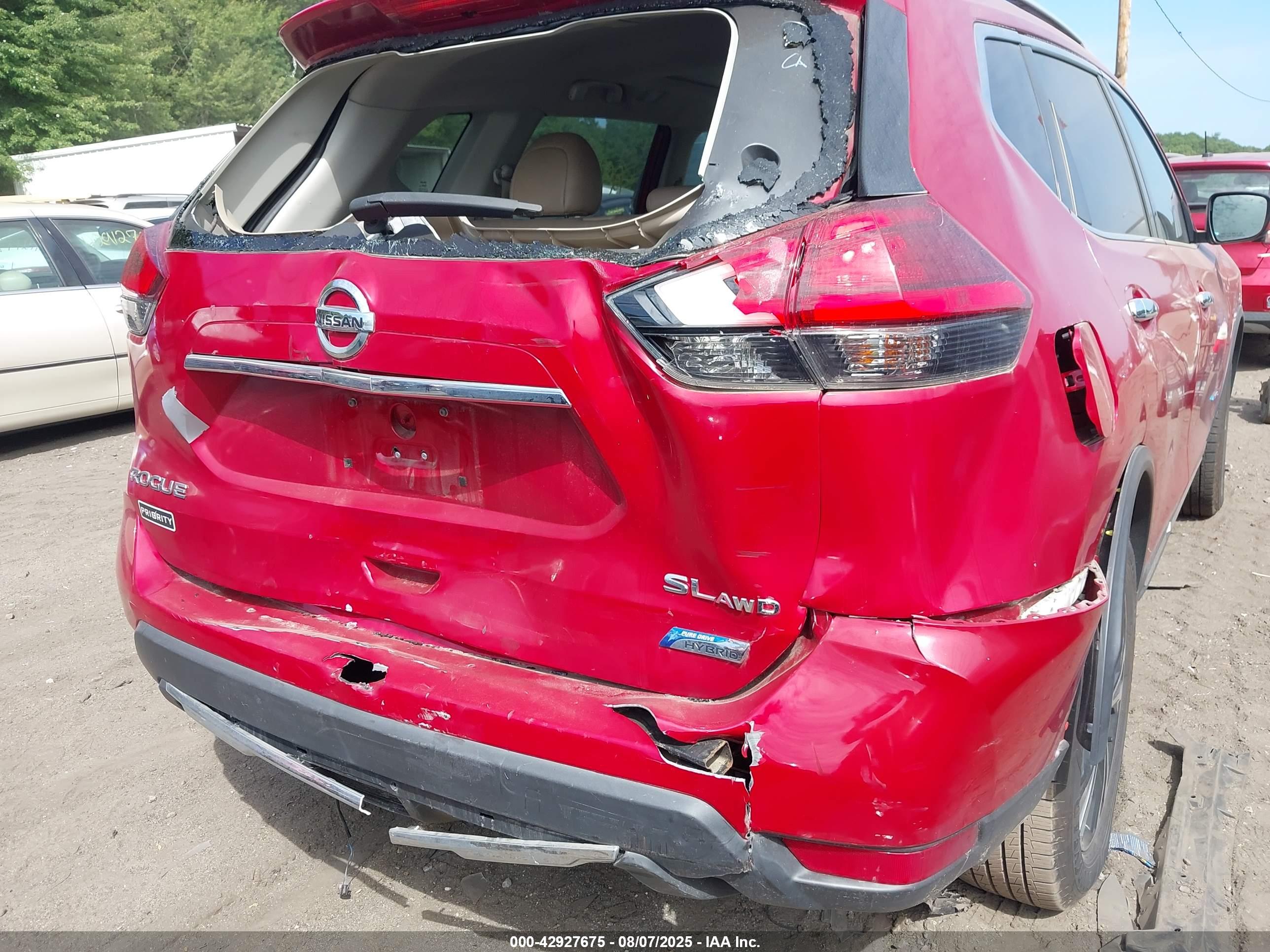 NISSAN ROGUE image 6