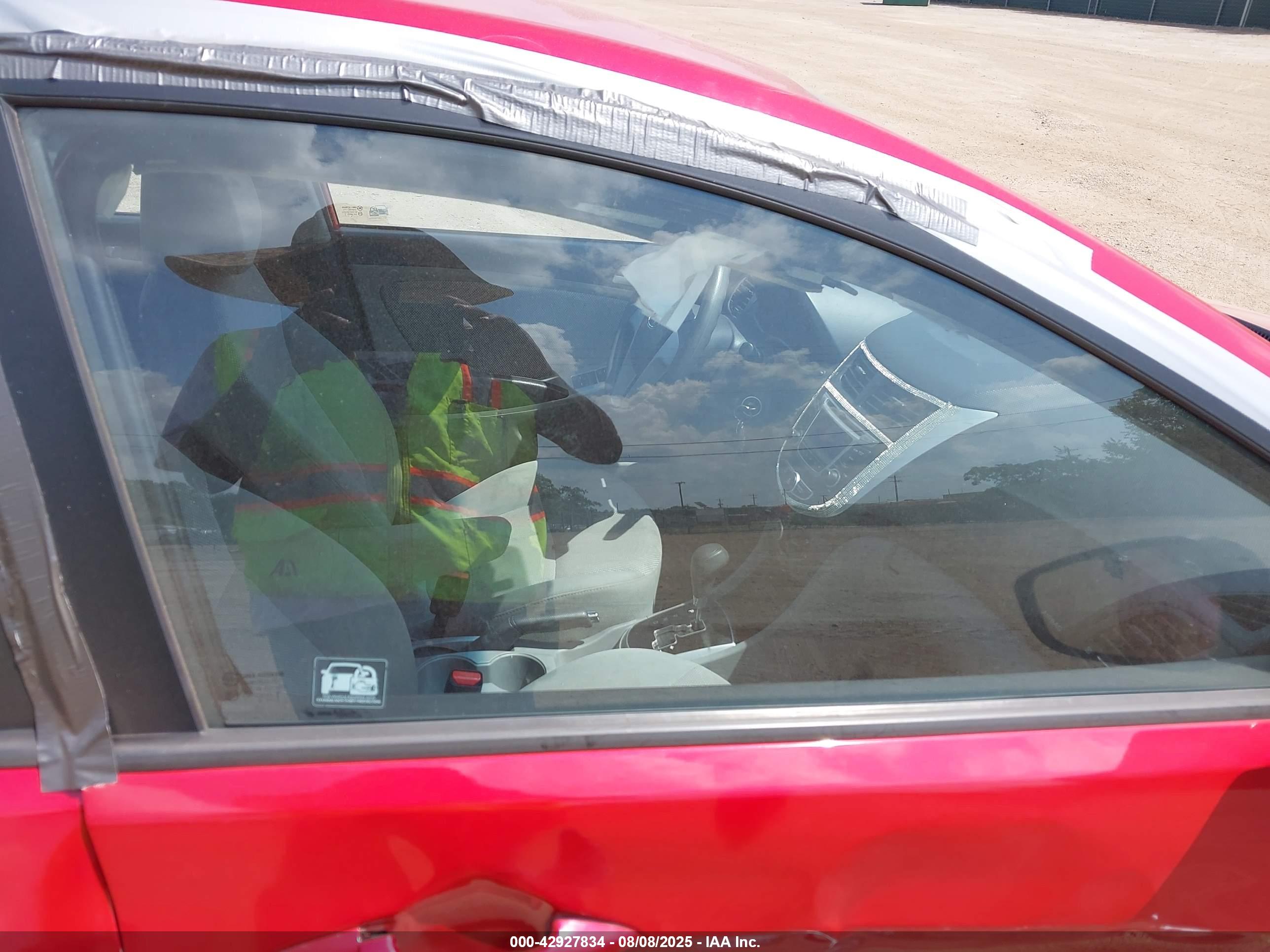 HYUNDAI ACCENT image 5