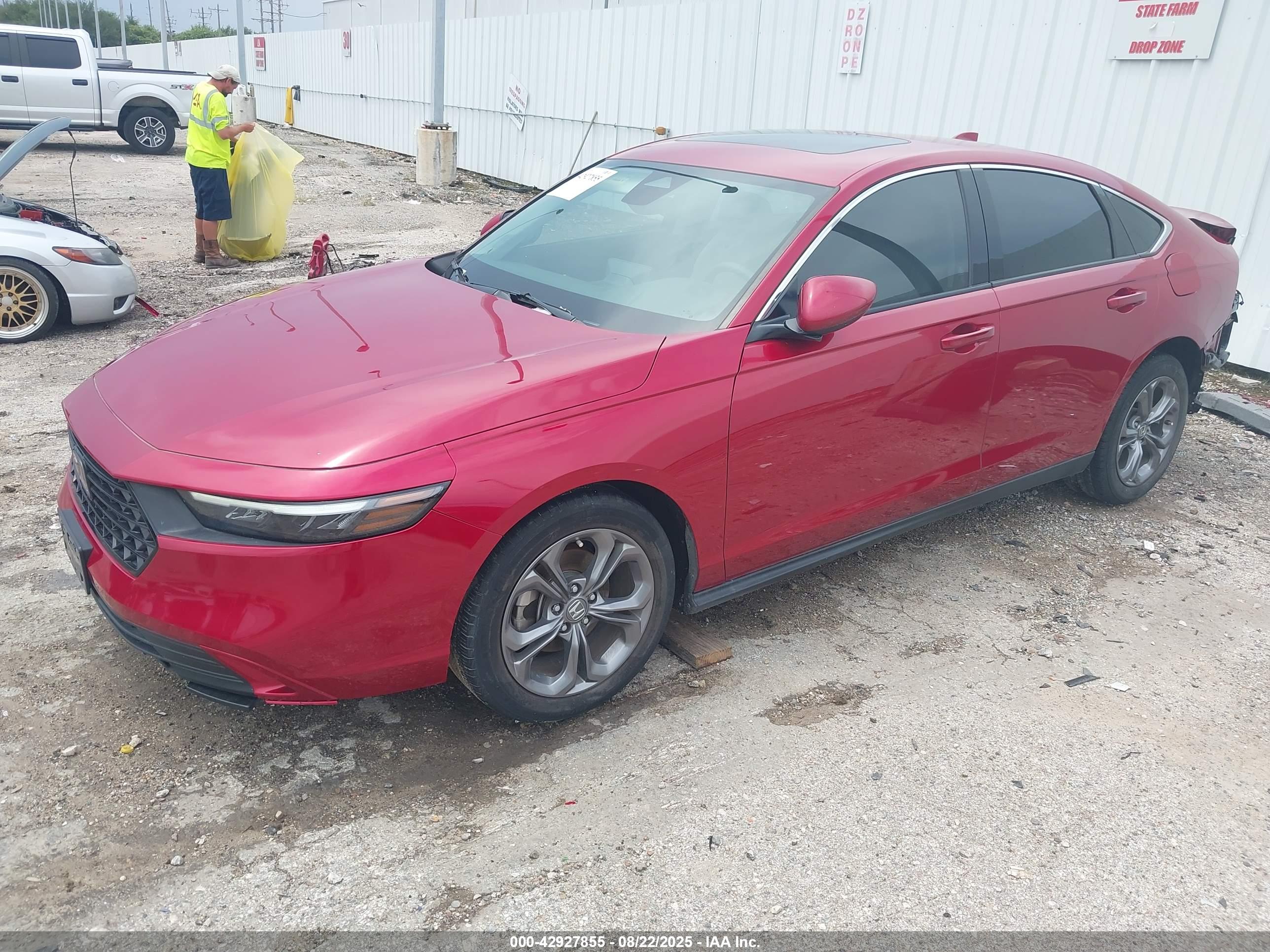 HONDA ACCORD image 2