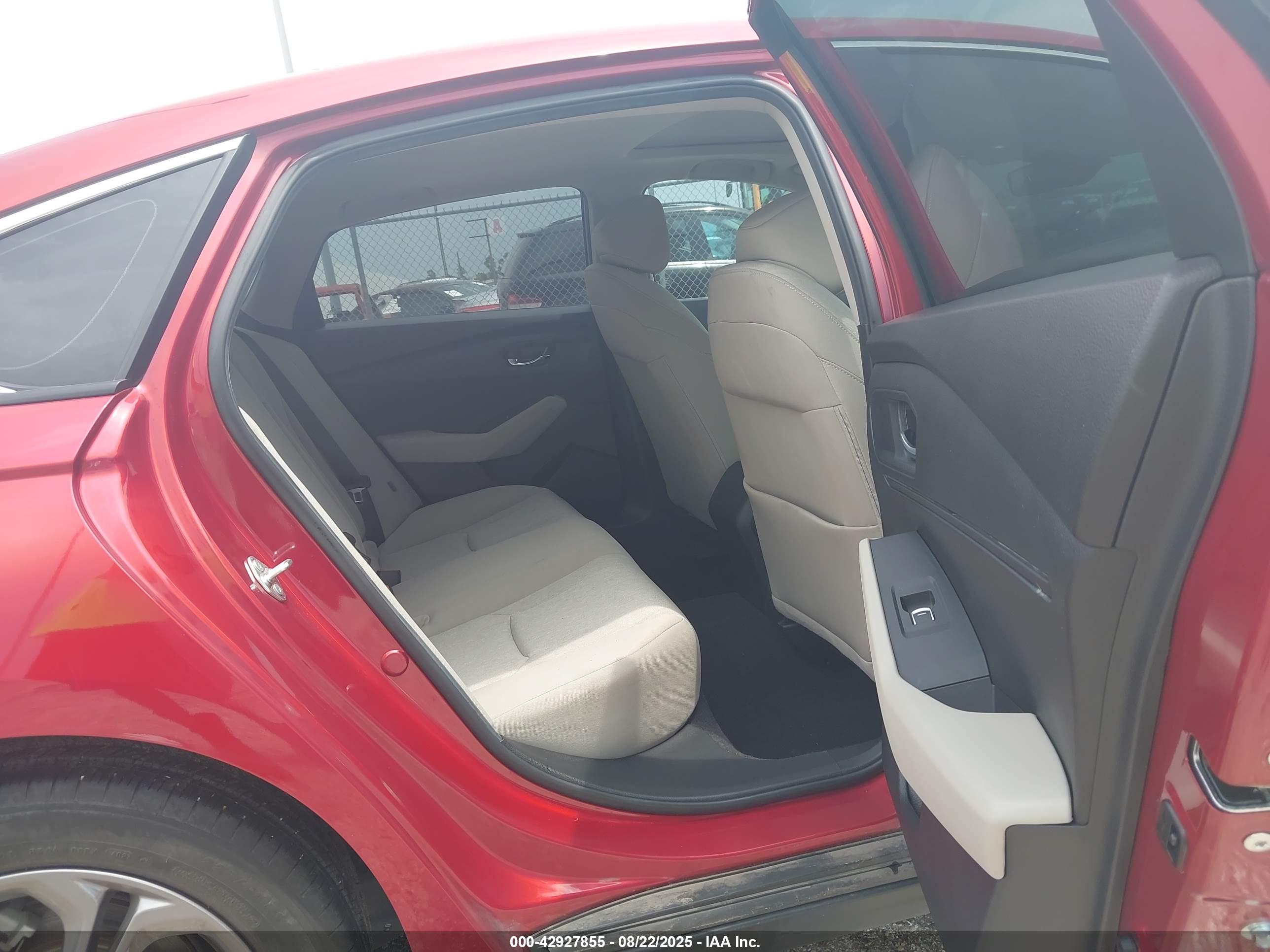 HONDA ACCORD image 8