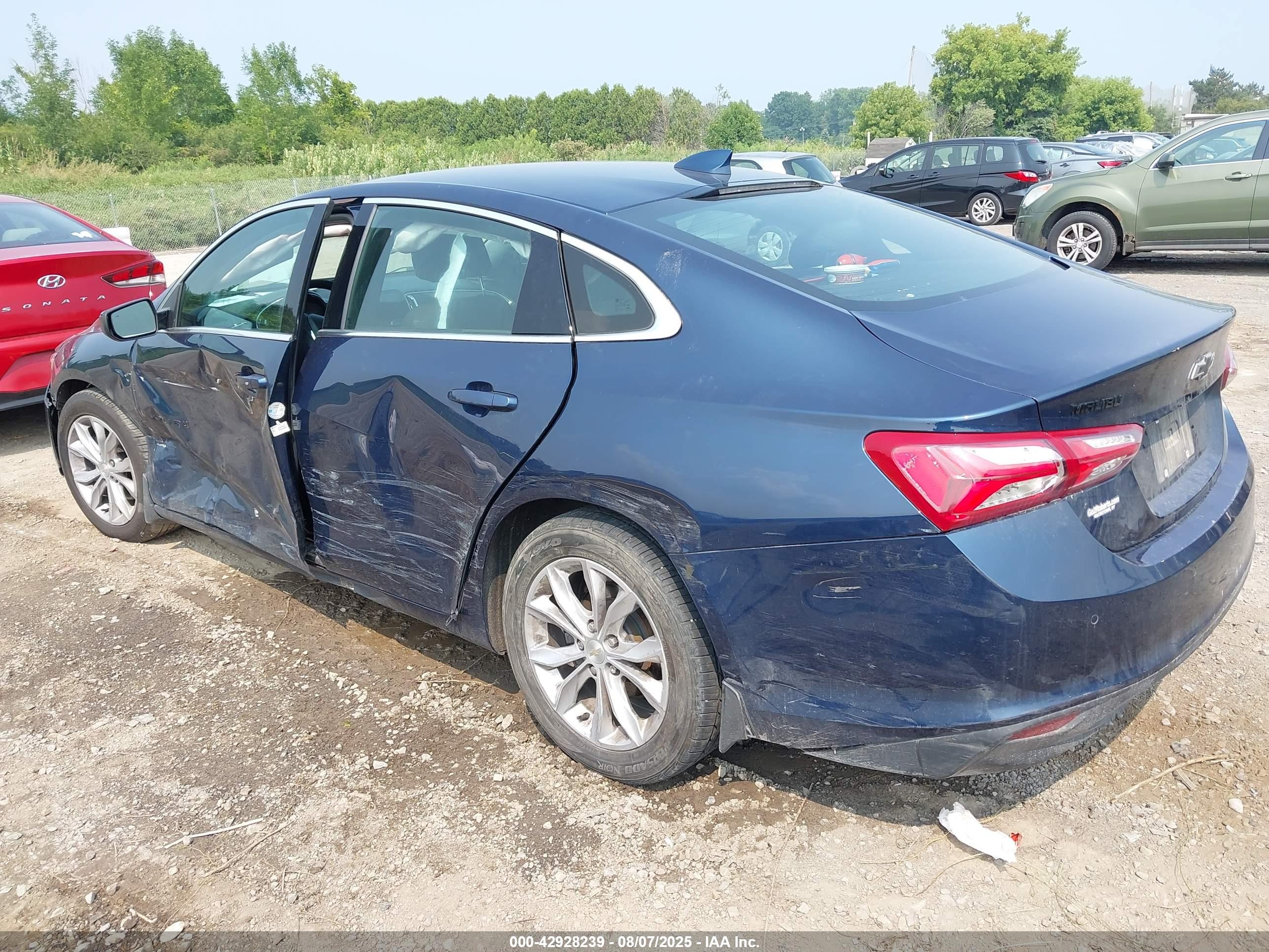 CHEVROLET MALIBU image 3