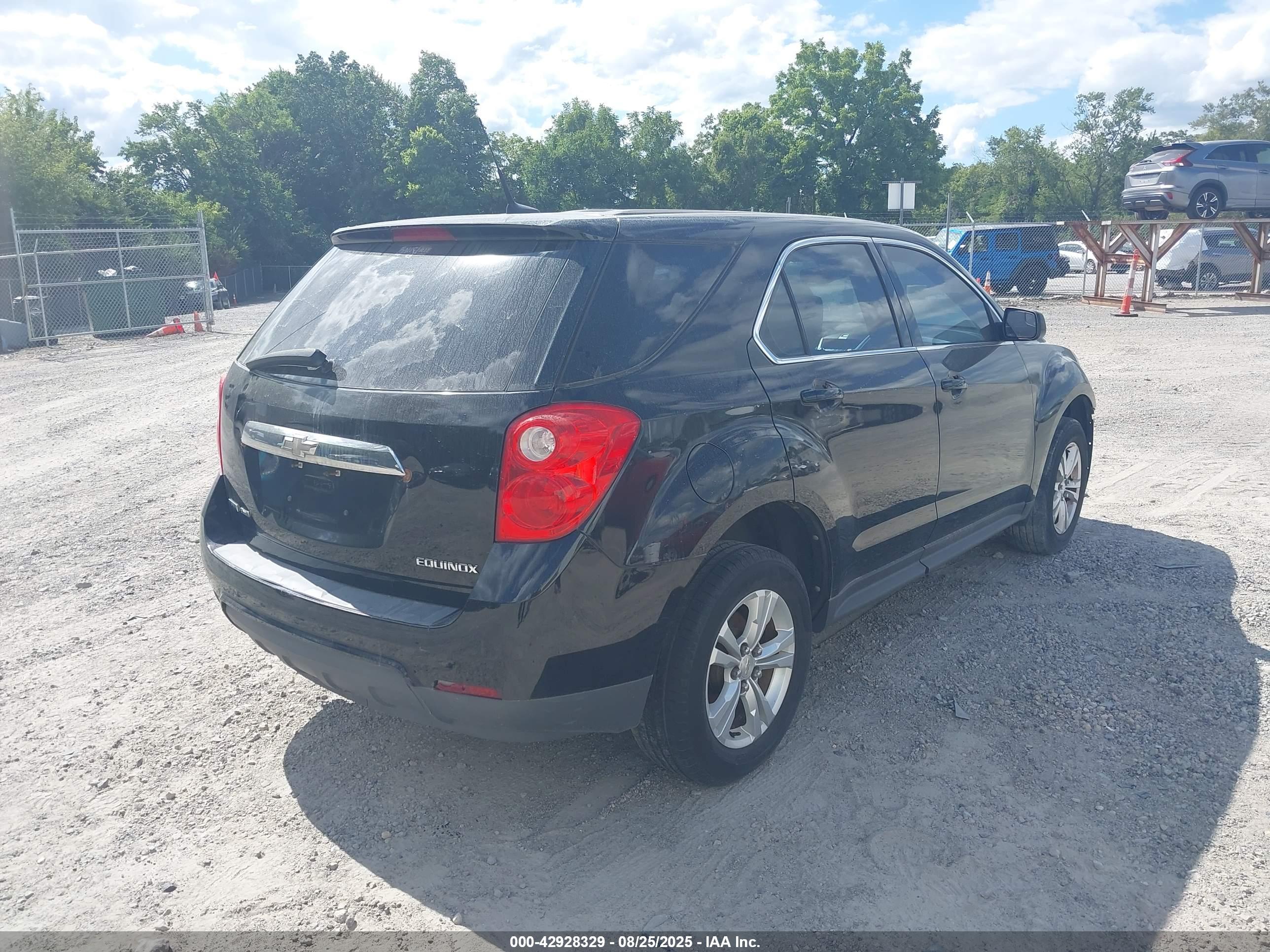 CHEVROLET EQUINOX image 4