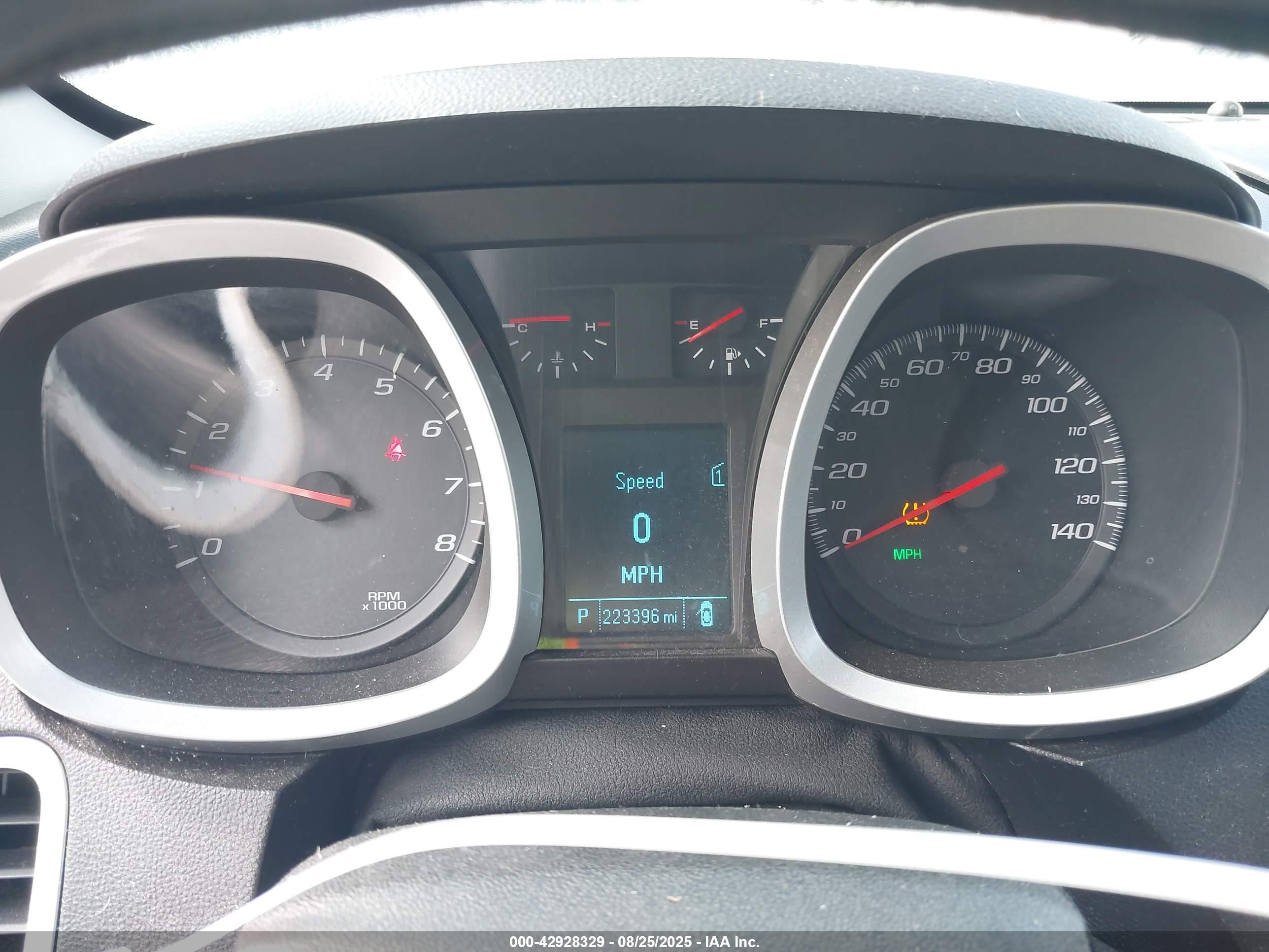 CHEVROLET EQUINOX image 7