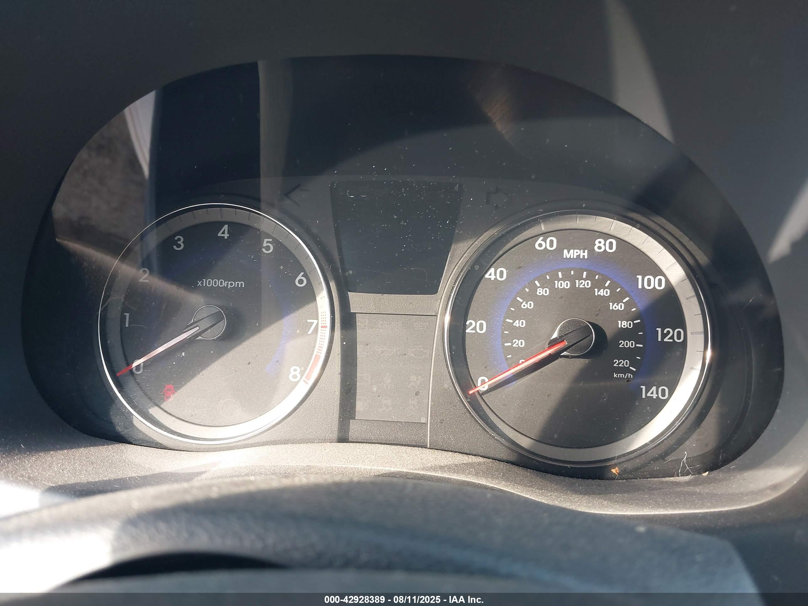 HYUNDAI ACCENT image 7