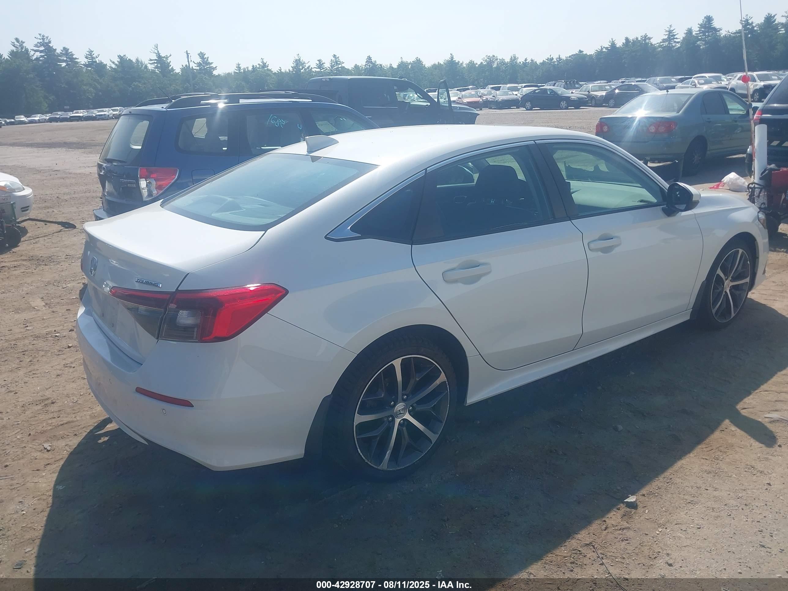 HONDA CIVIC image 4