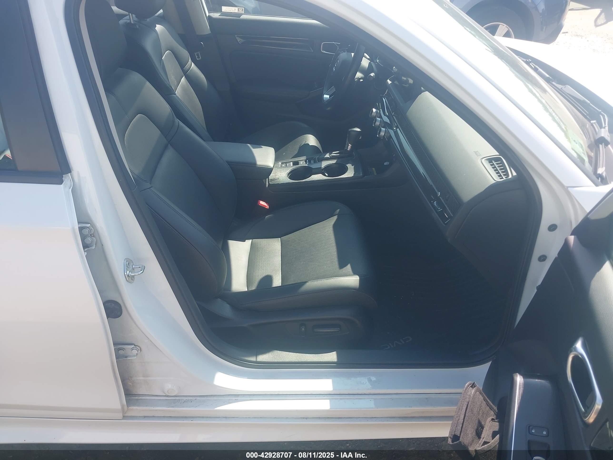 HONDA CIVIC image 5