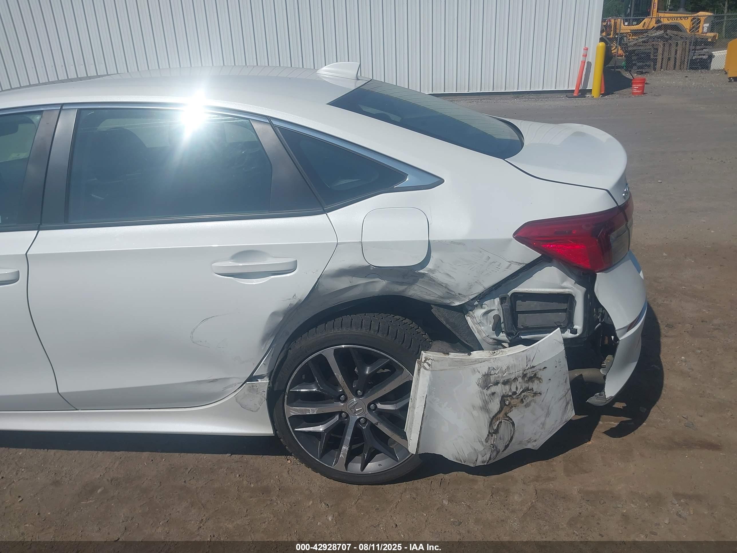 HONDA CIVIC image 6