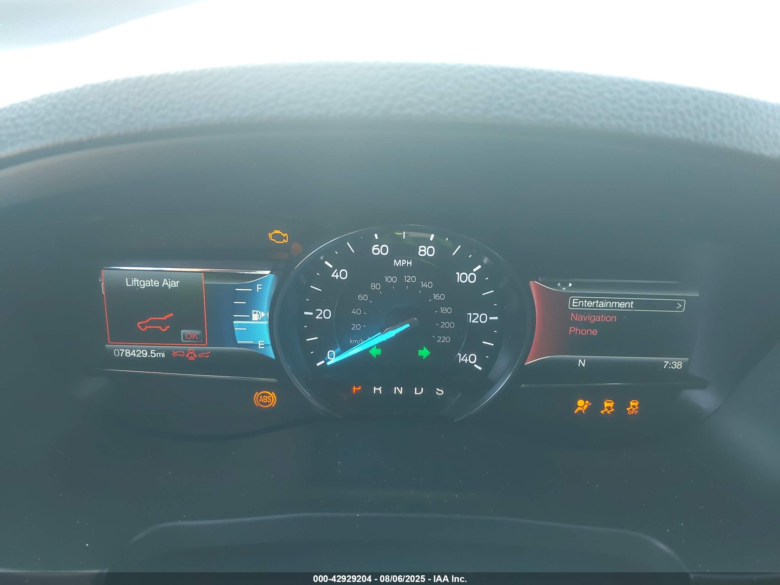 FORD EXPLORER image 7