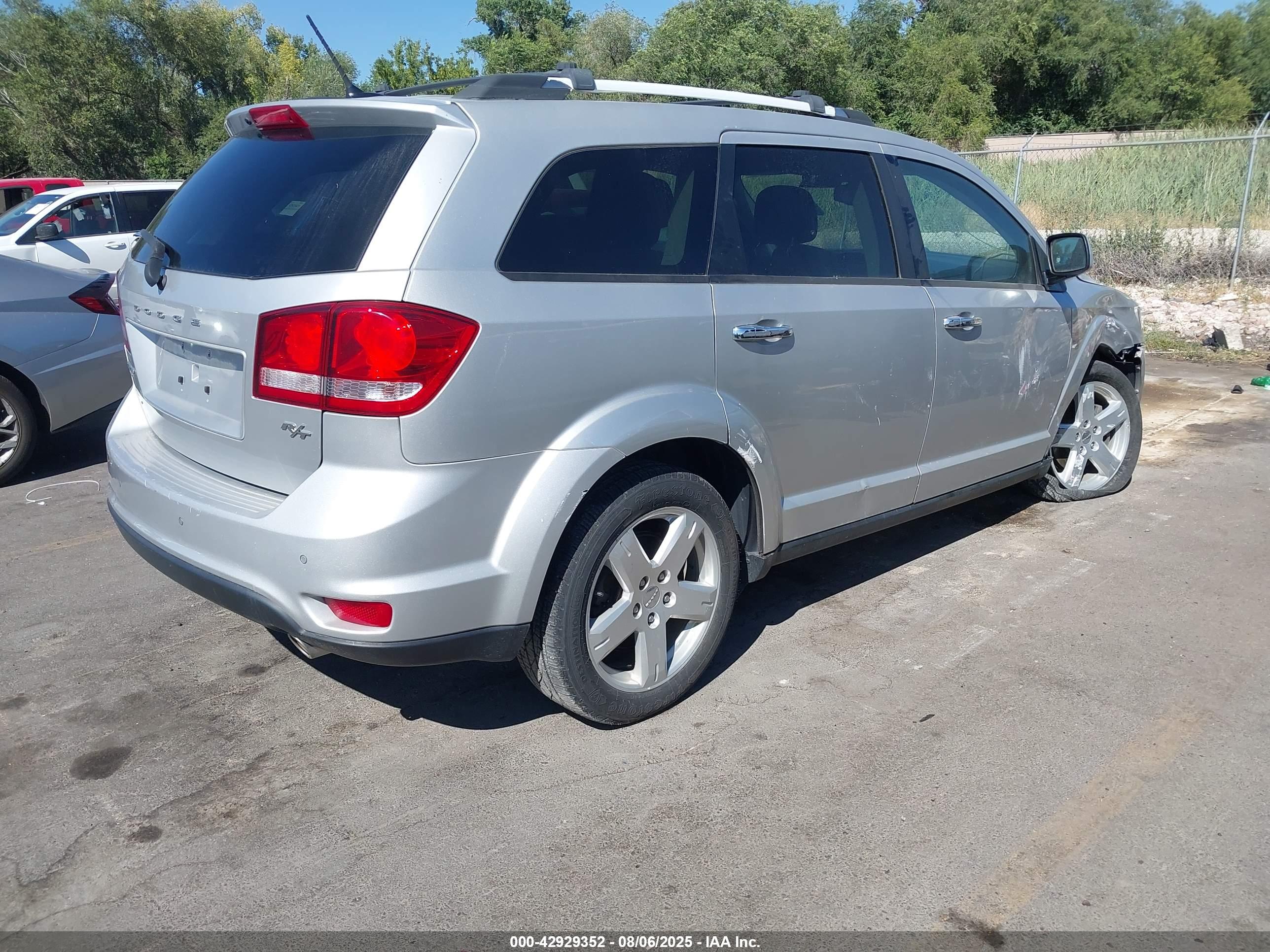 DODGE JOURNEY image 4