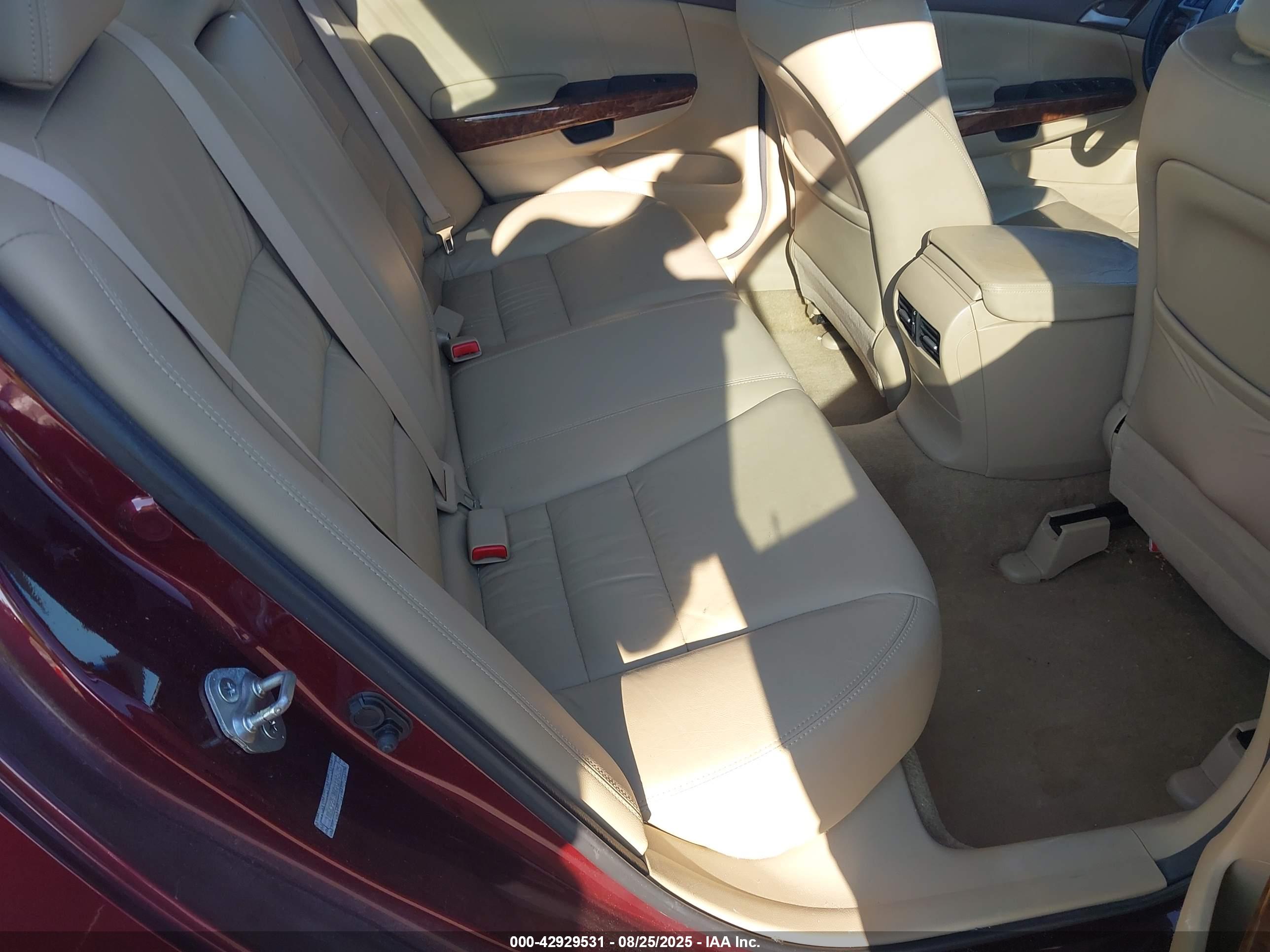 HONDA ACCORD image 8