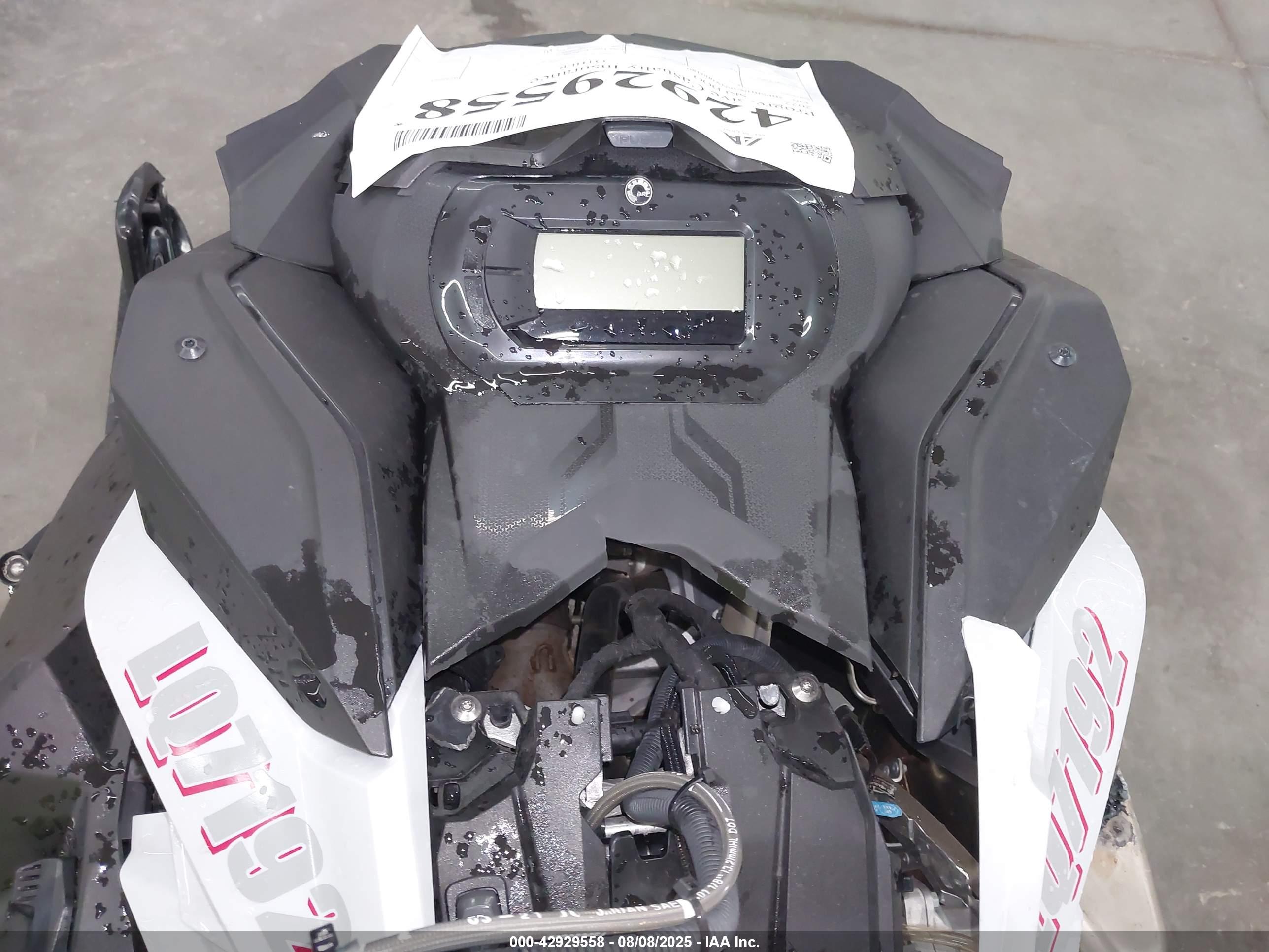 SKI-DOO MX image 7