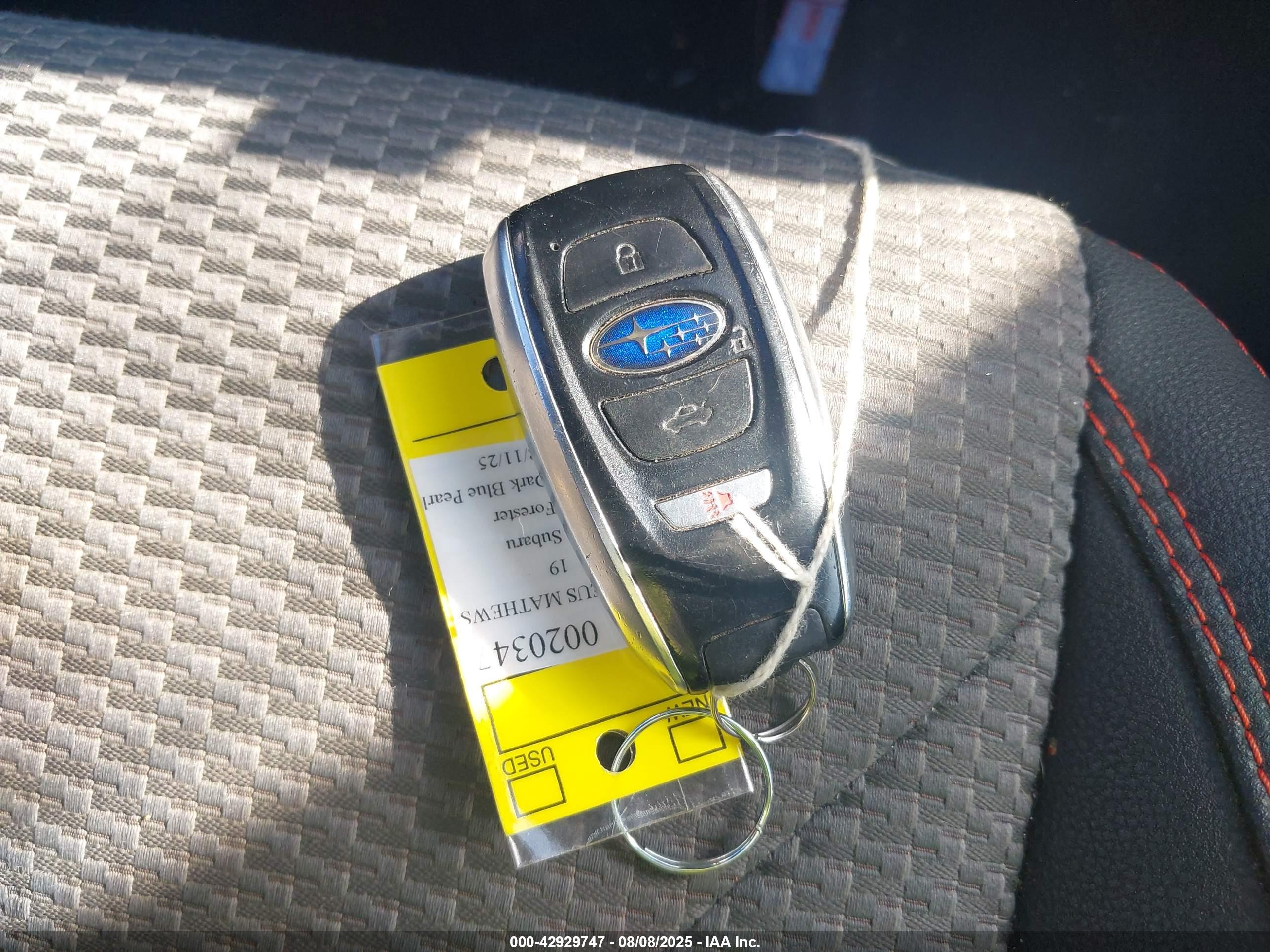 SUBARU FORESTER image 11