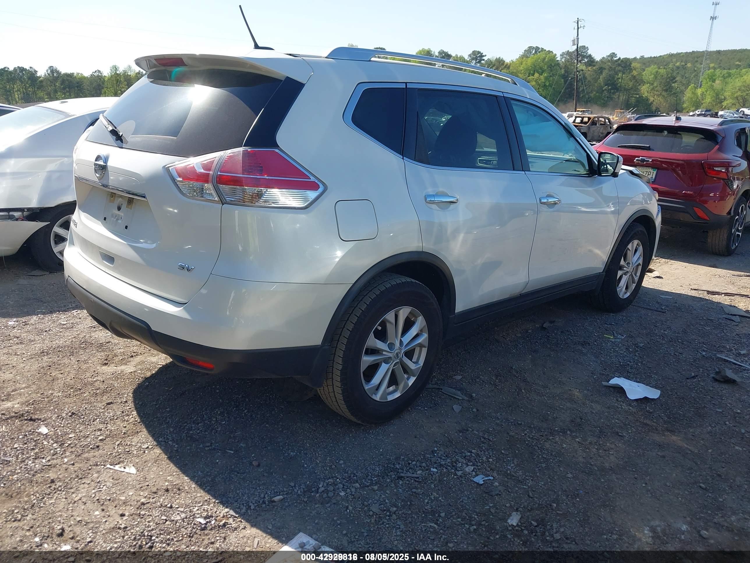 NISSAN ROGUE image 4