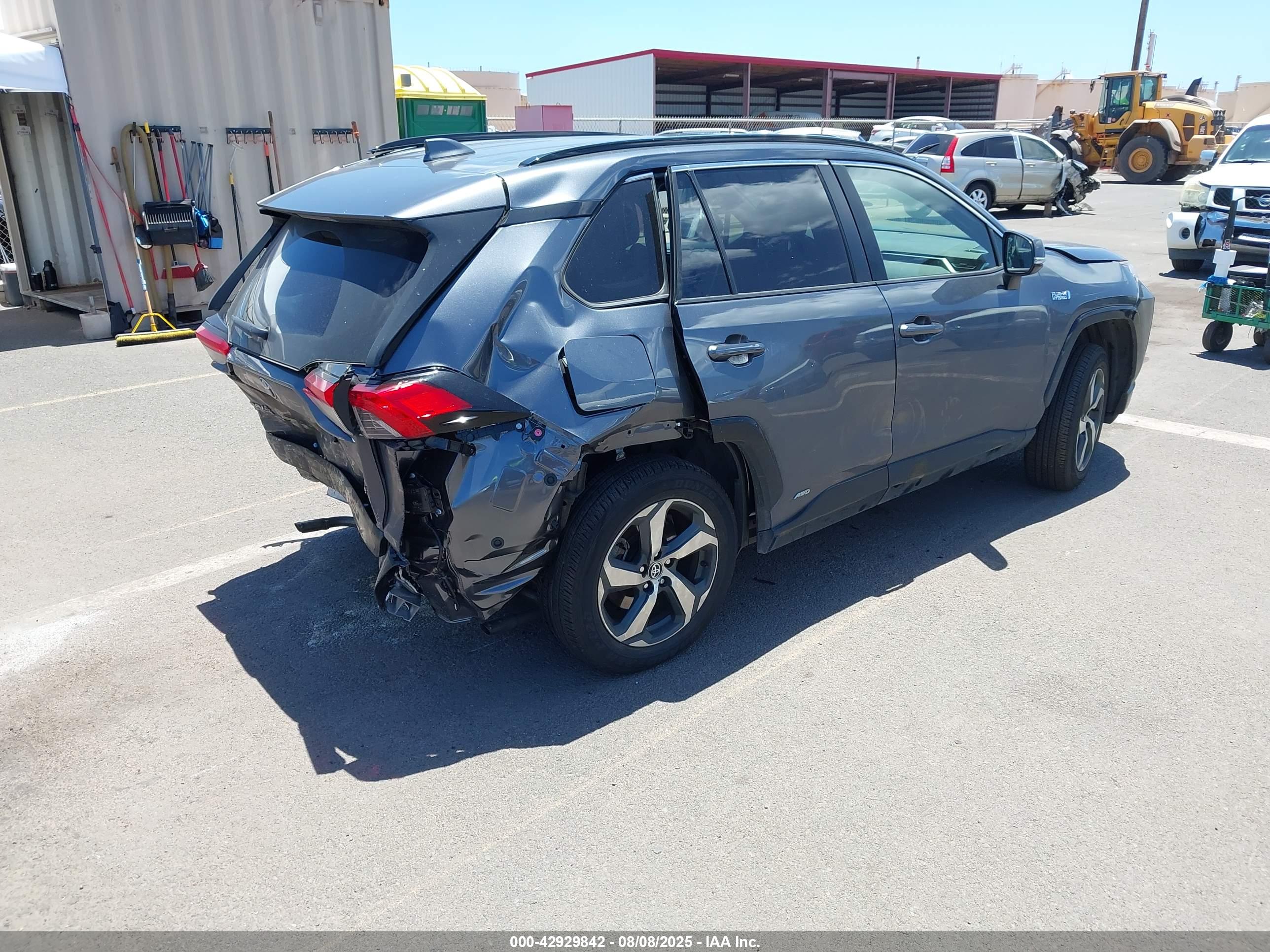 TOYOTA RAV4 image 4