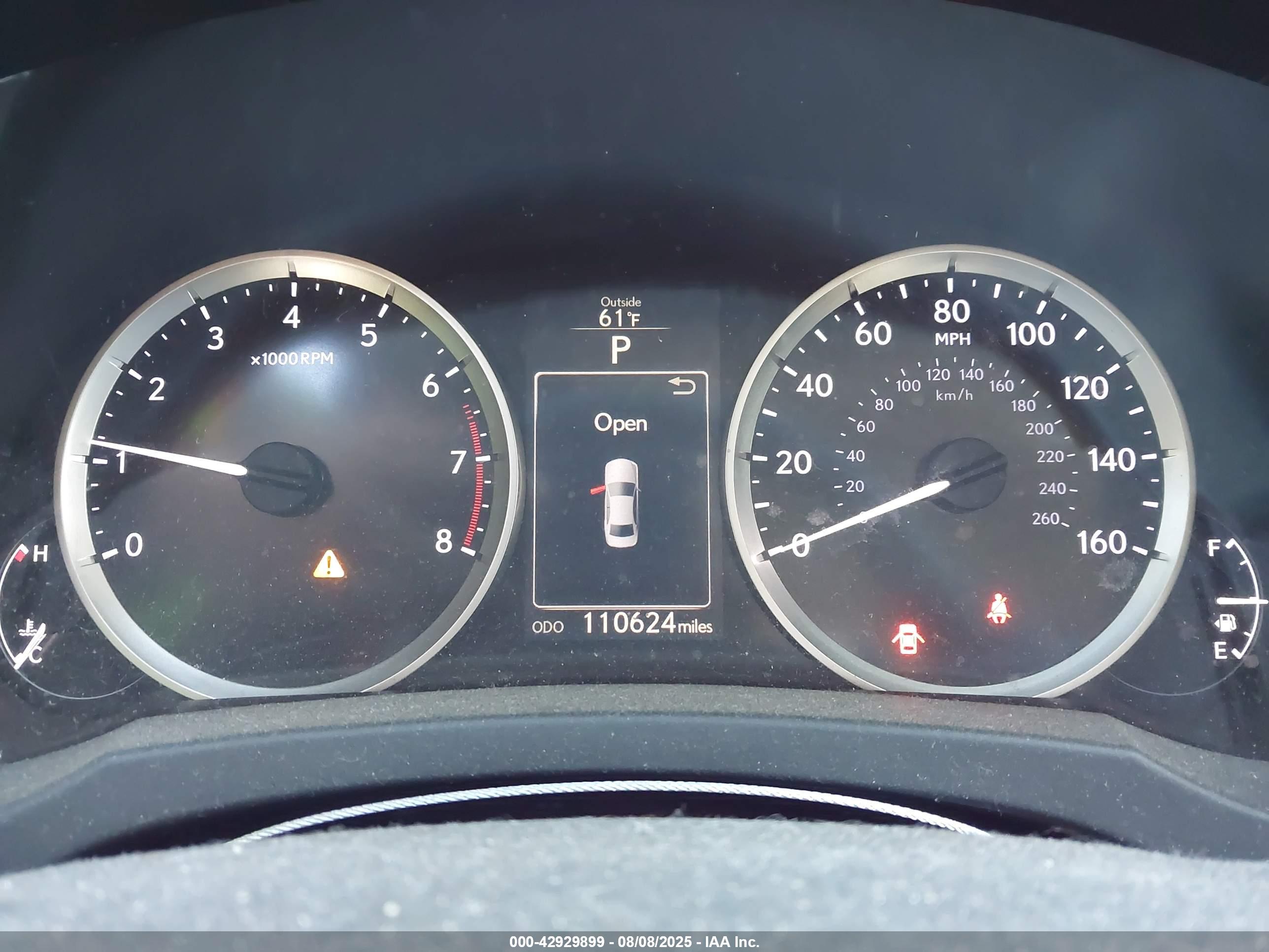 LEXUS IS image 7