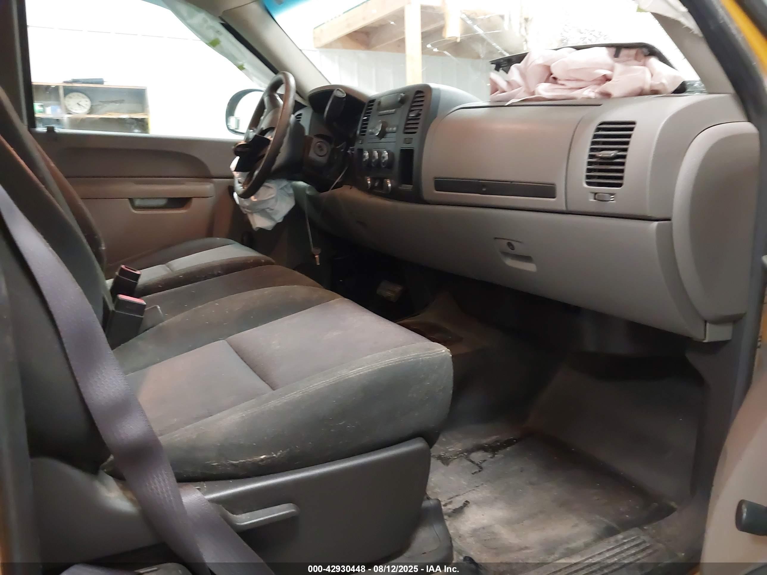 GMC SIERRA image 5
