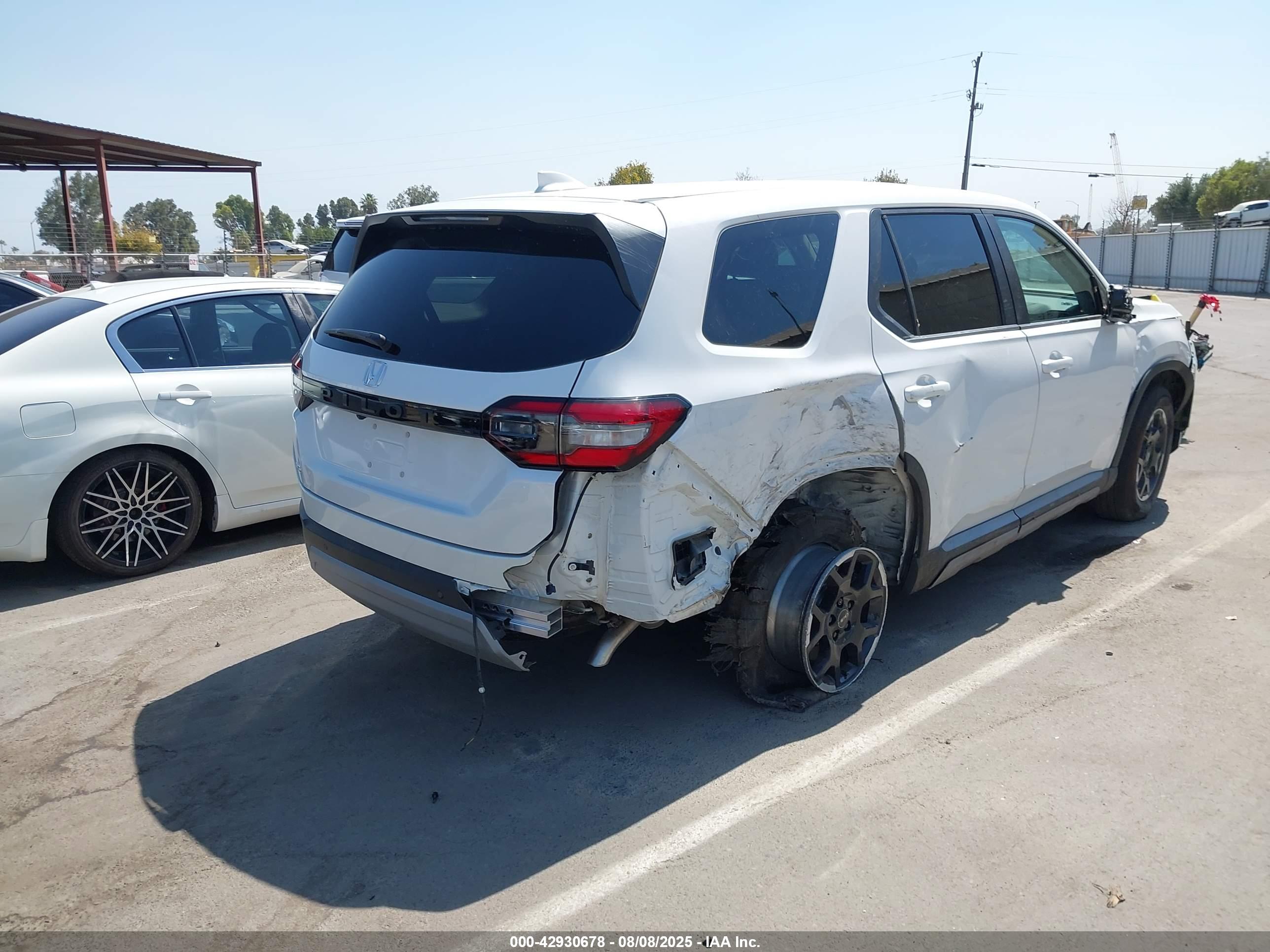 HONDA PILOT image 4