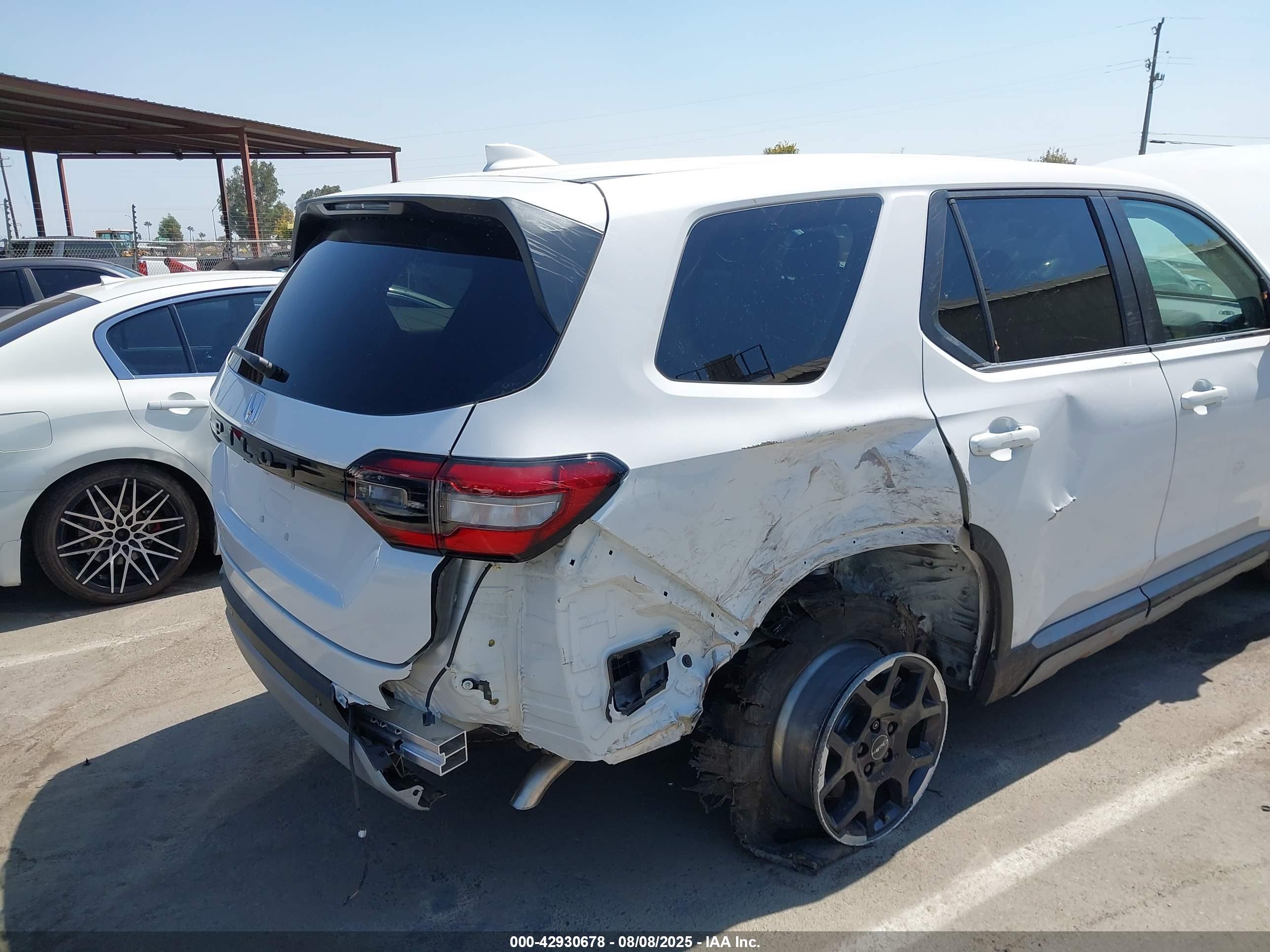 HONDA PILOT image 6