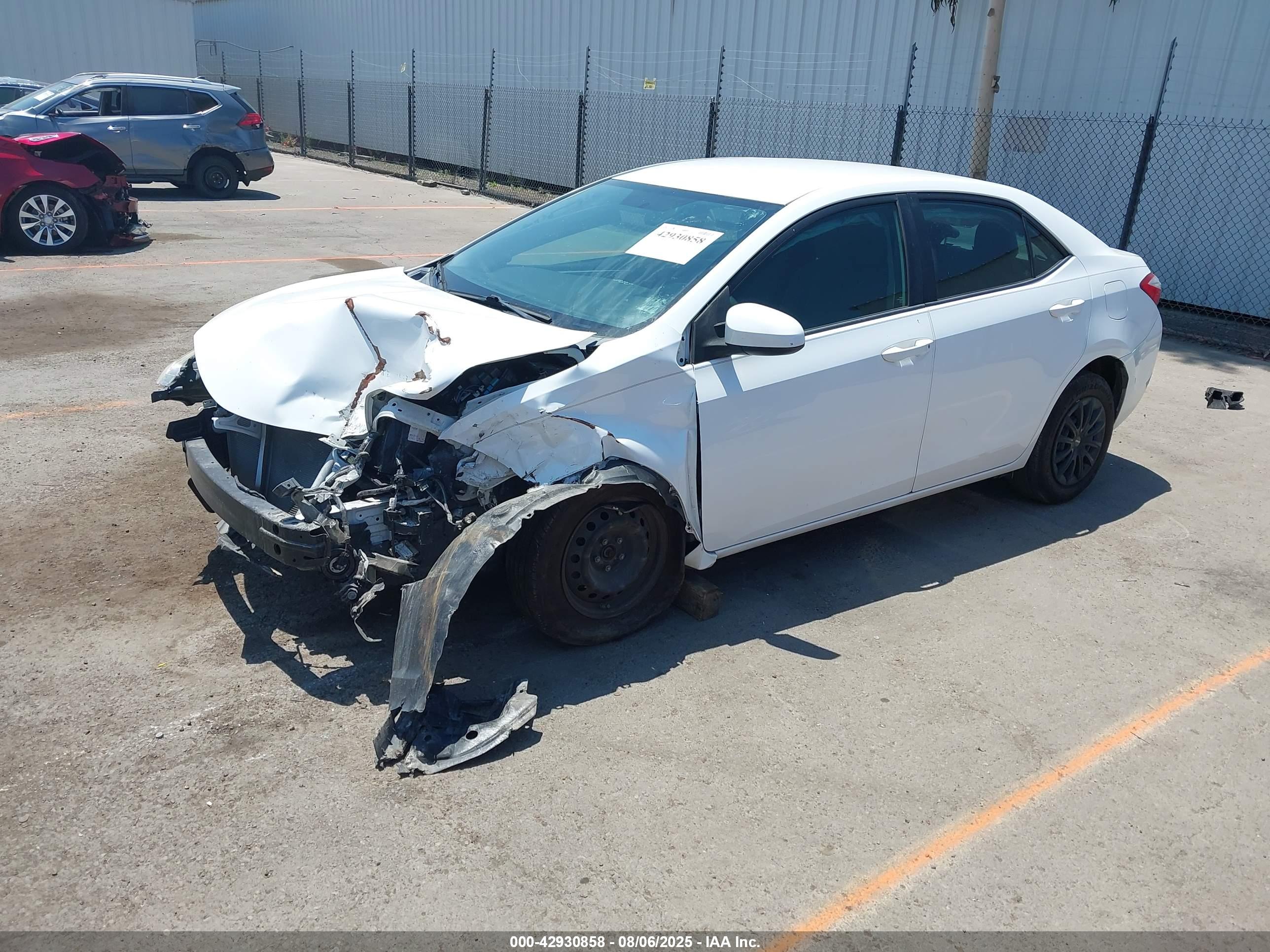 TOYOTA COROLLA image 2