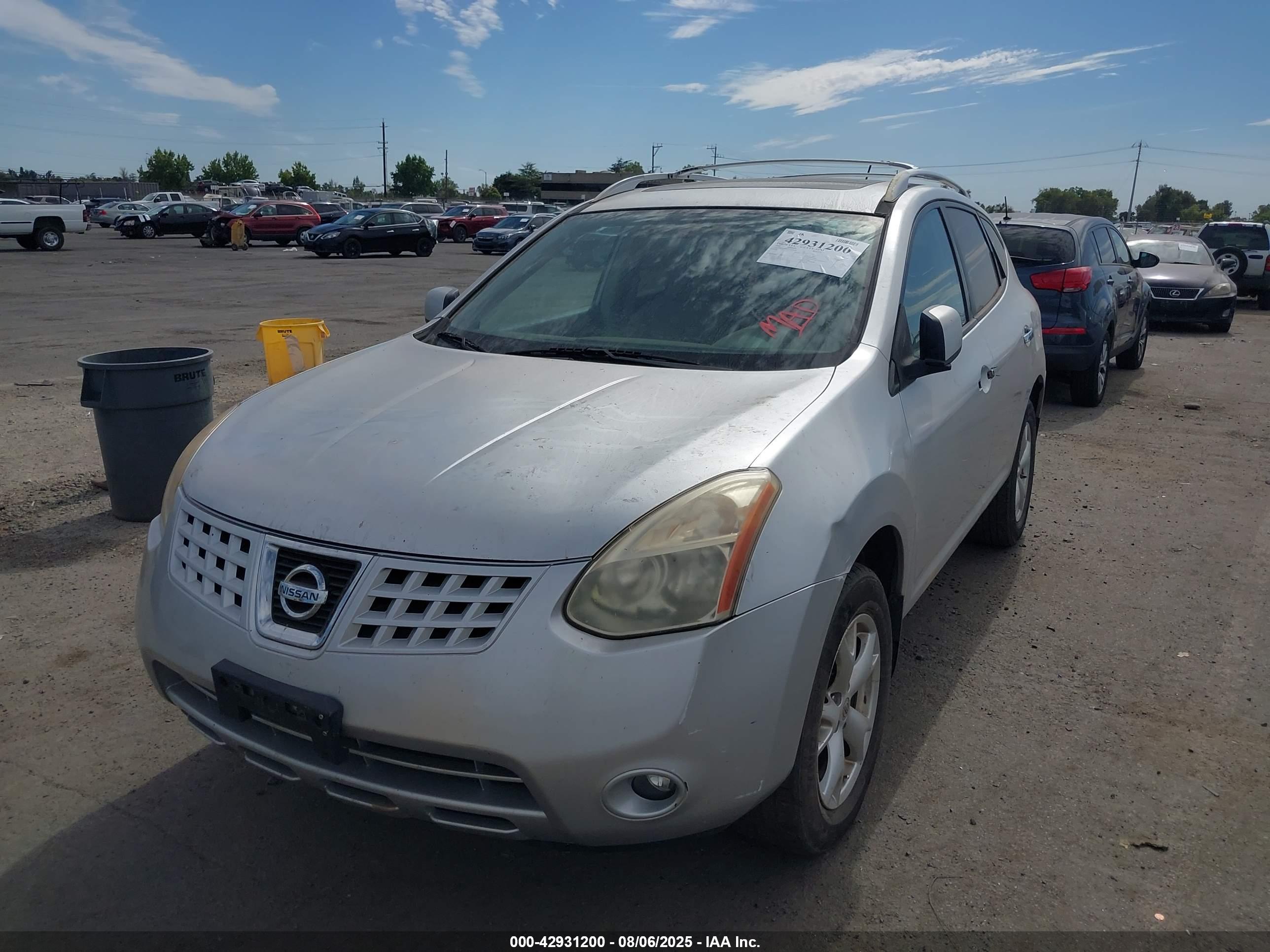 NISSAN ROGUE image 6