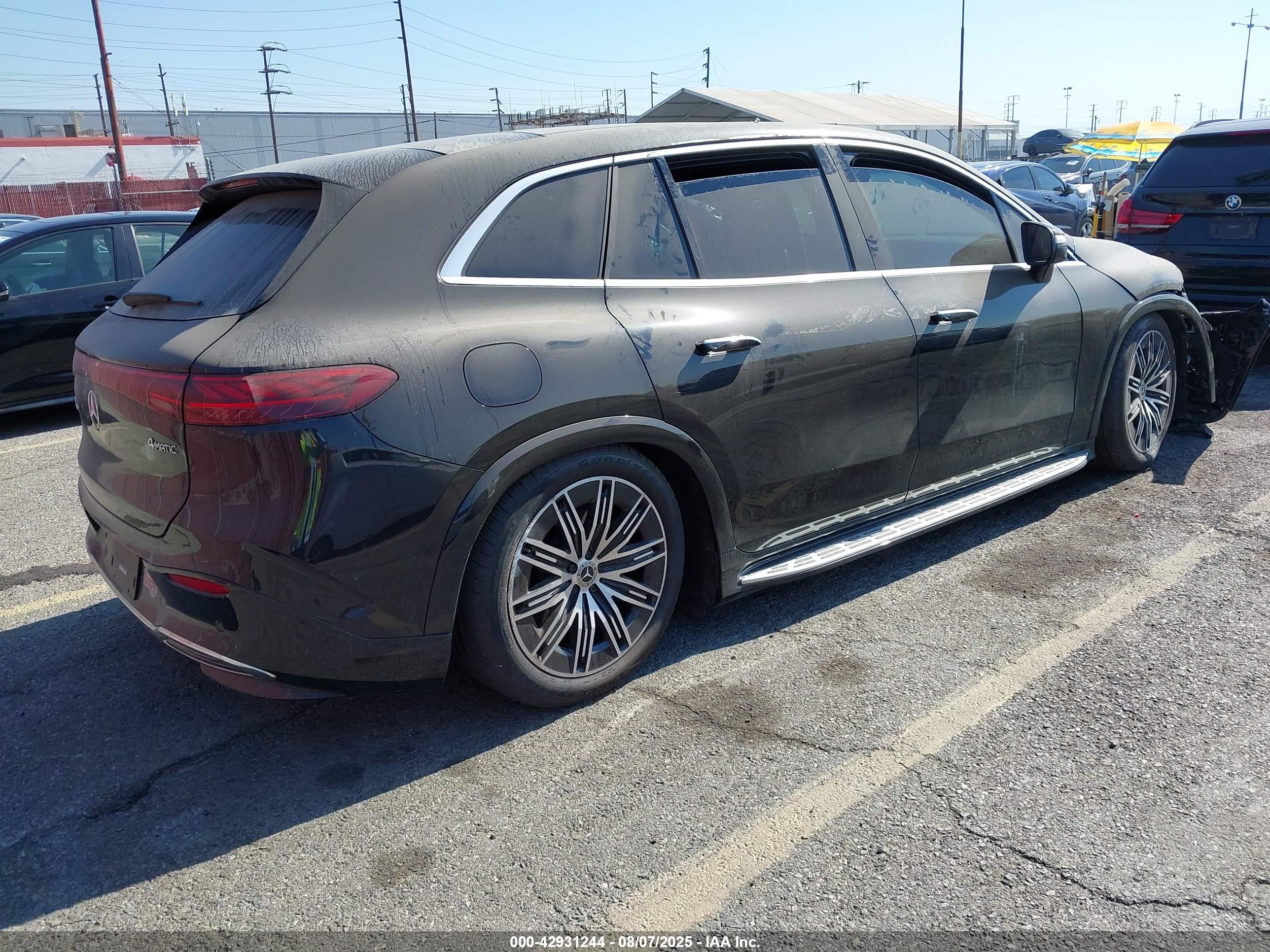 MERCEDES-BENZ EQS image 4