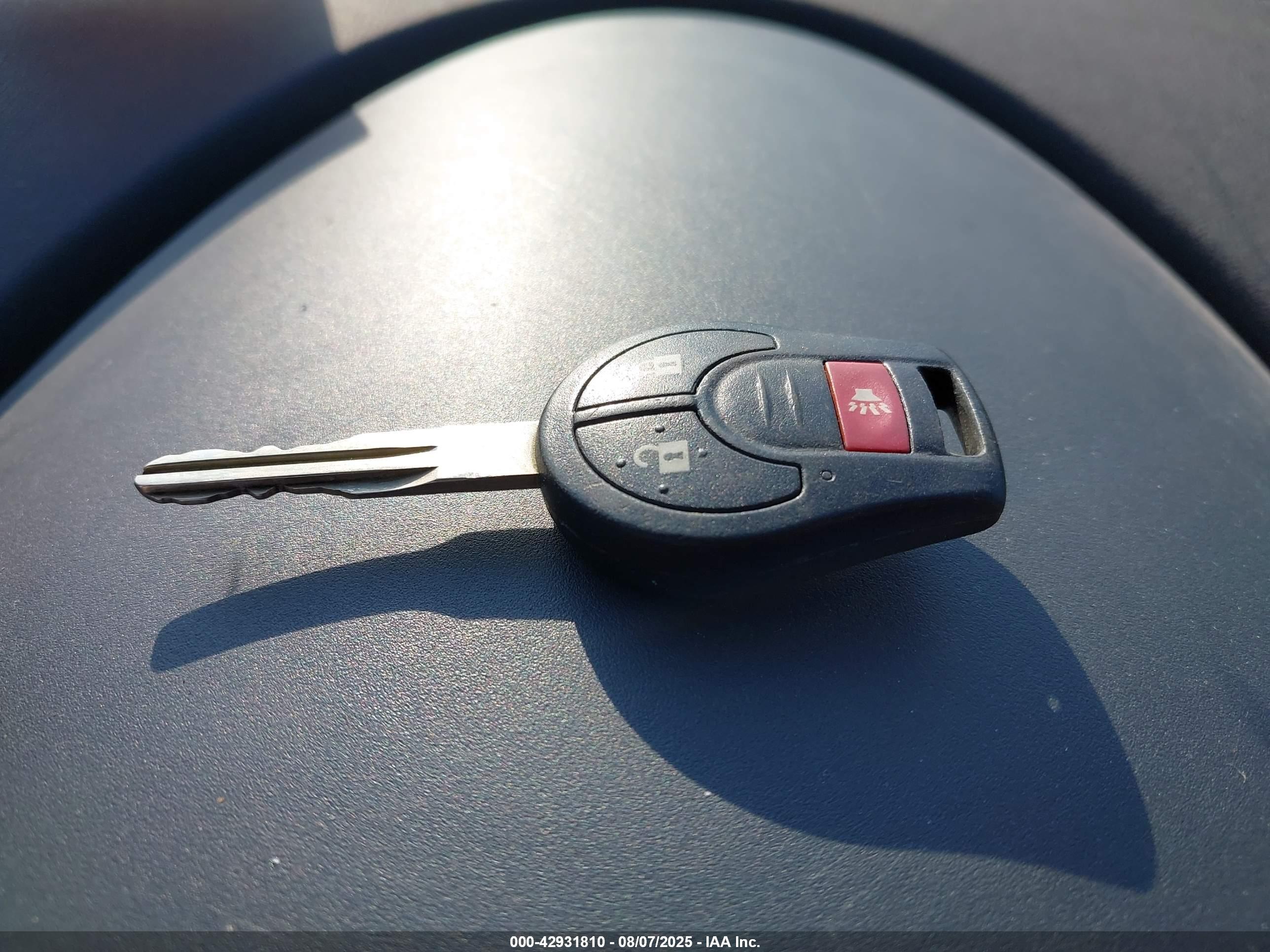 NISSAN ROGUE image 11